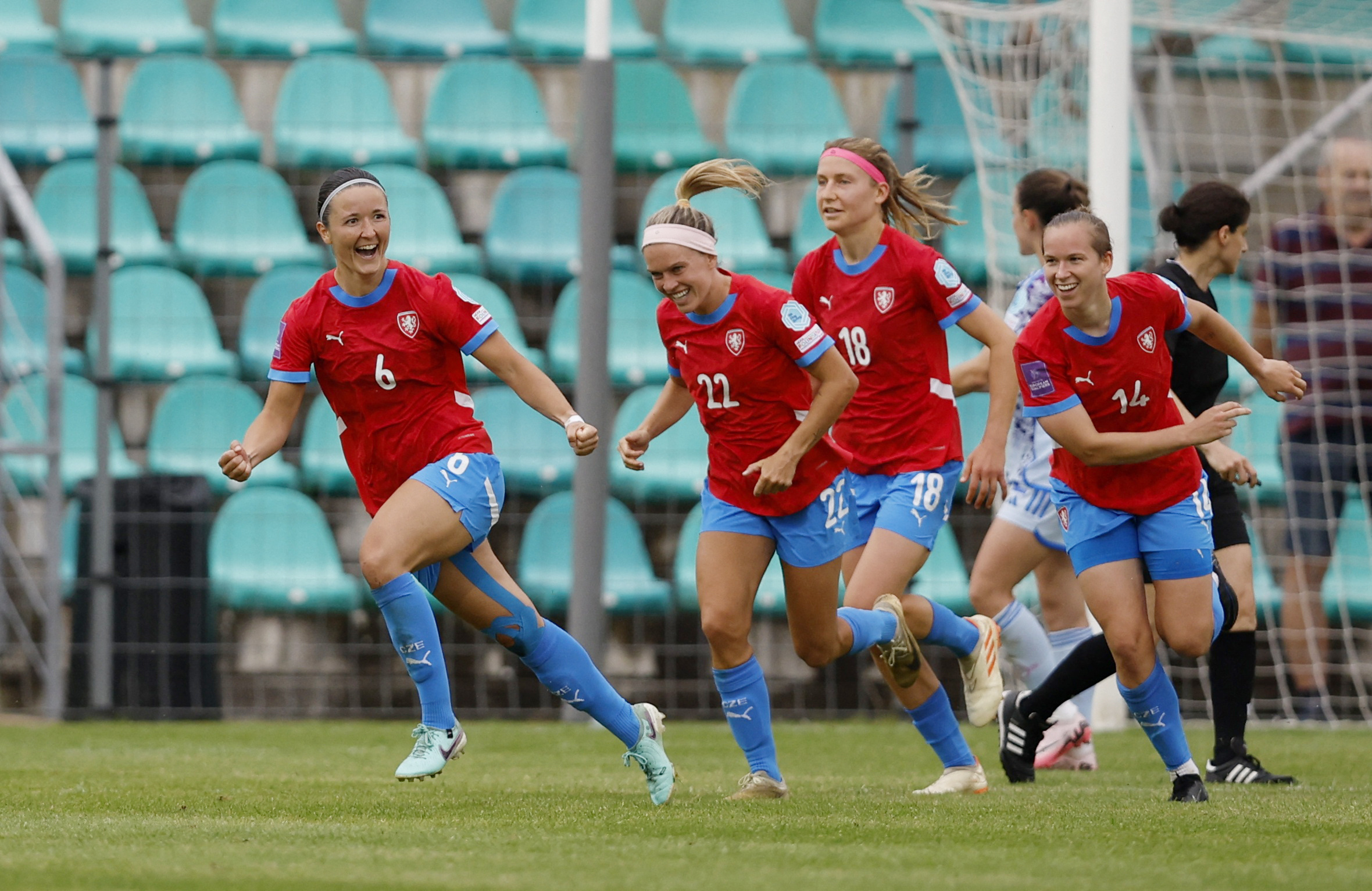 Czech women shock Spain in 2-1 Euro qualifier win | Reuters