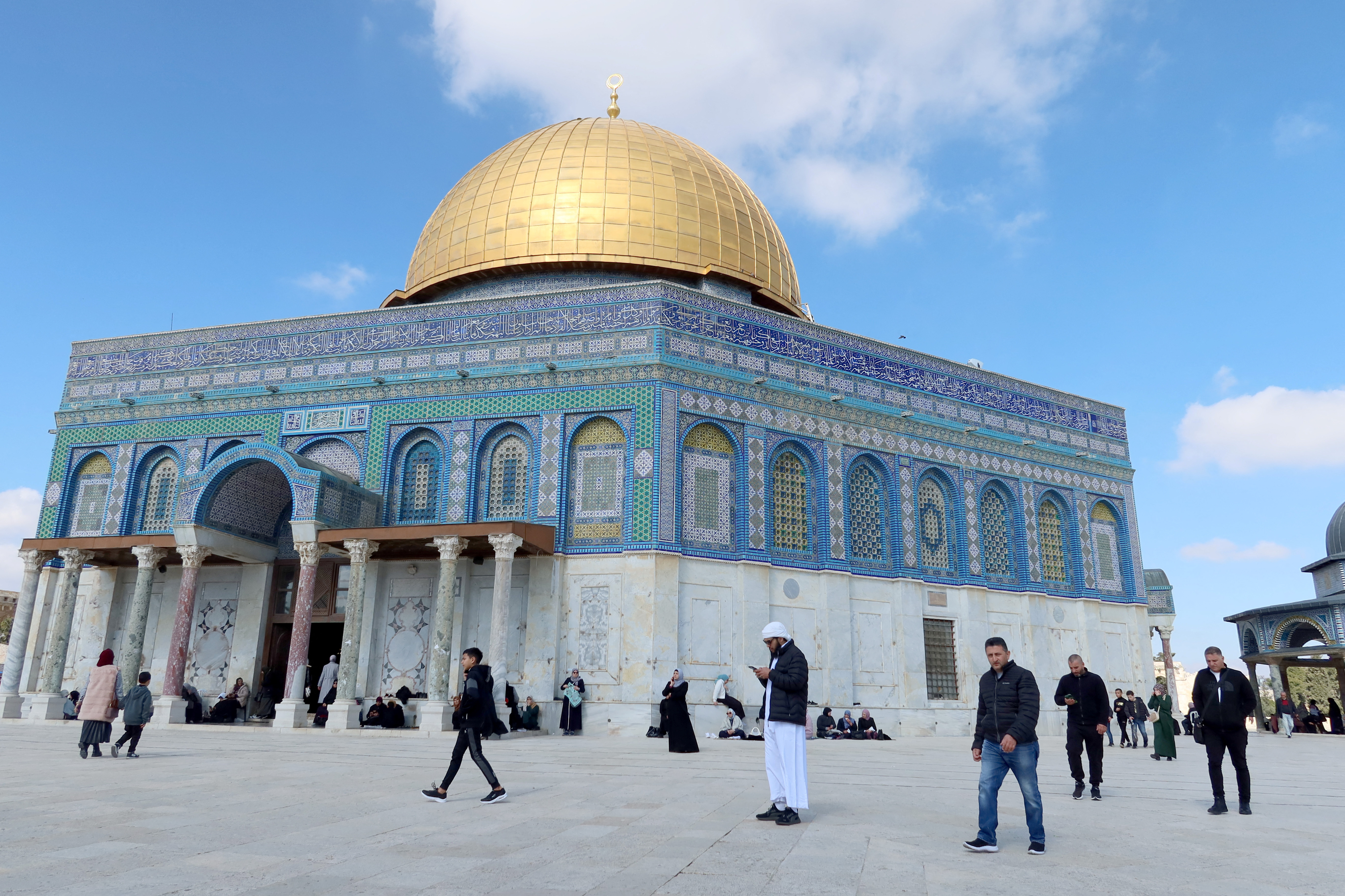 イスラエル、断食月のイスラム教聖地礼拝に制限