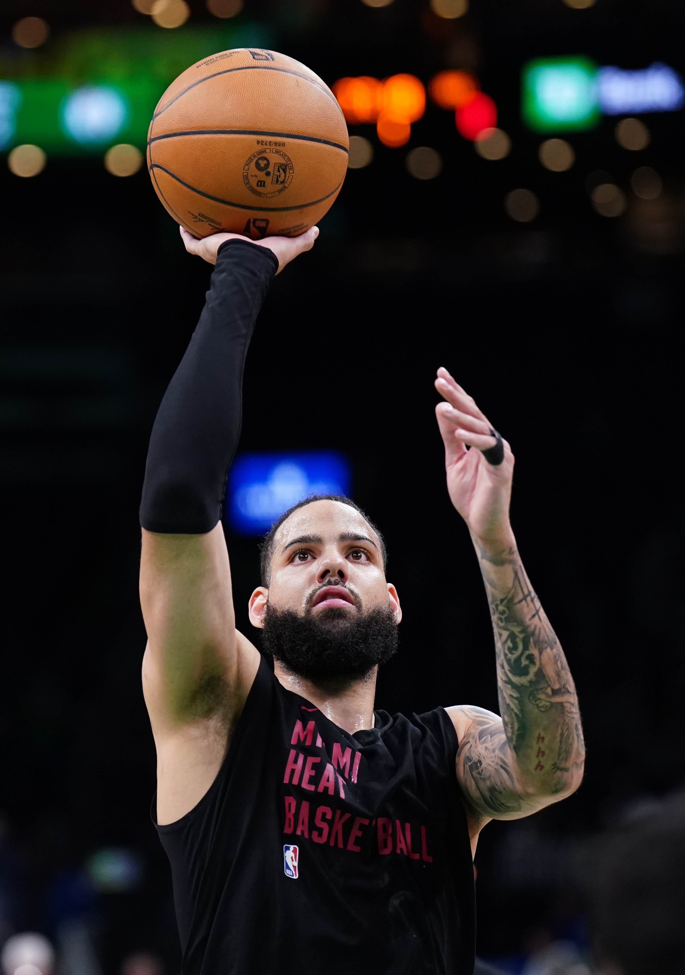 Tyler Herro, Heat shoot down Celtics in Game 2 | Reuters