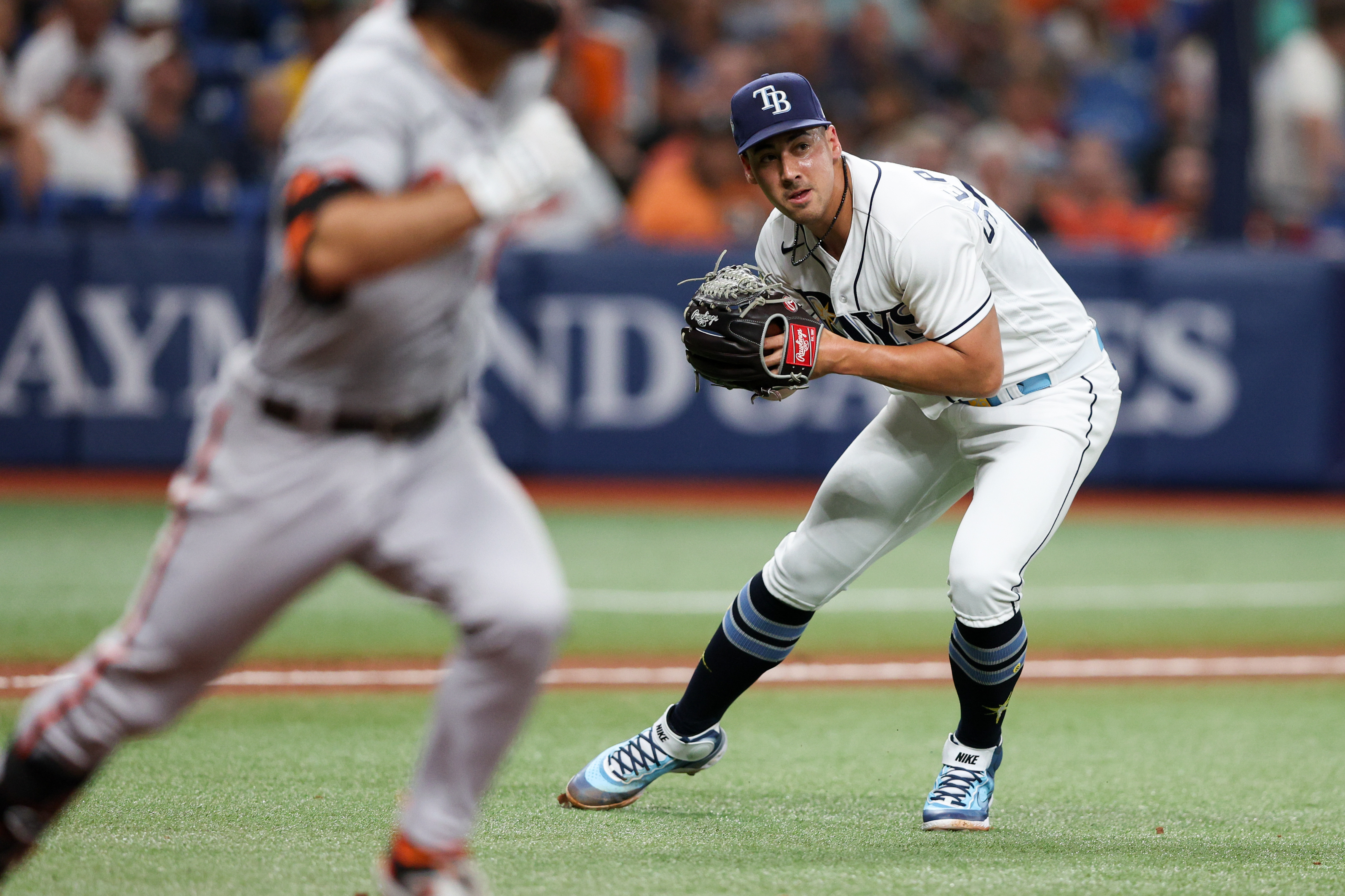 Colton Cowser hits 10th-inning sacrifice fly as Baltimore Orioles top Tampa  Bay Rays 4-3 - CBS Baltimore