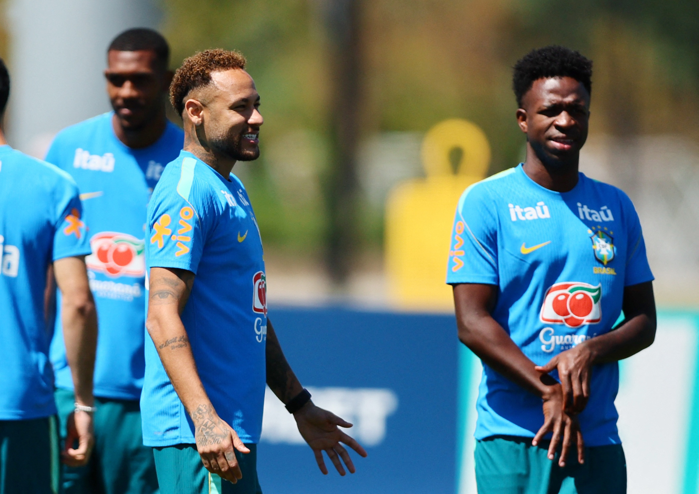 サッカー＝ブラジル代表ネイマール、次戦で復帰も 戦術練習に合流