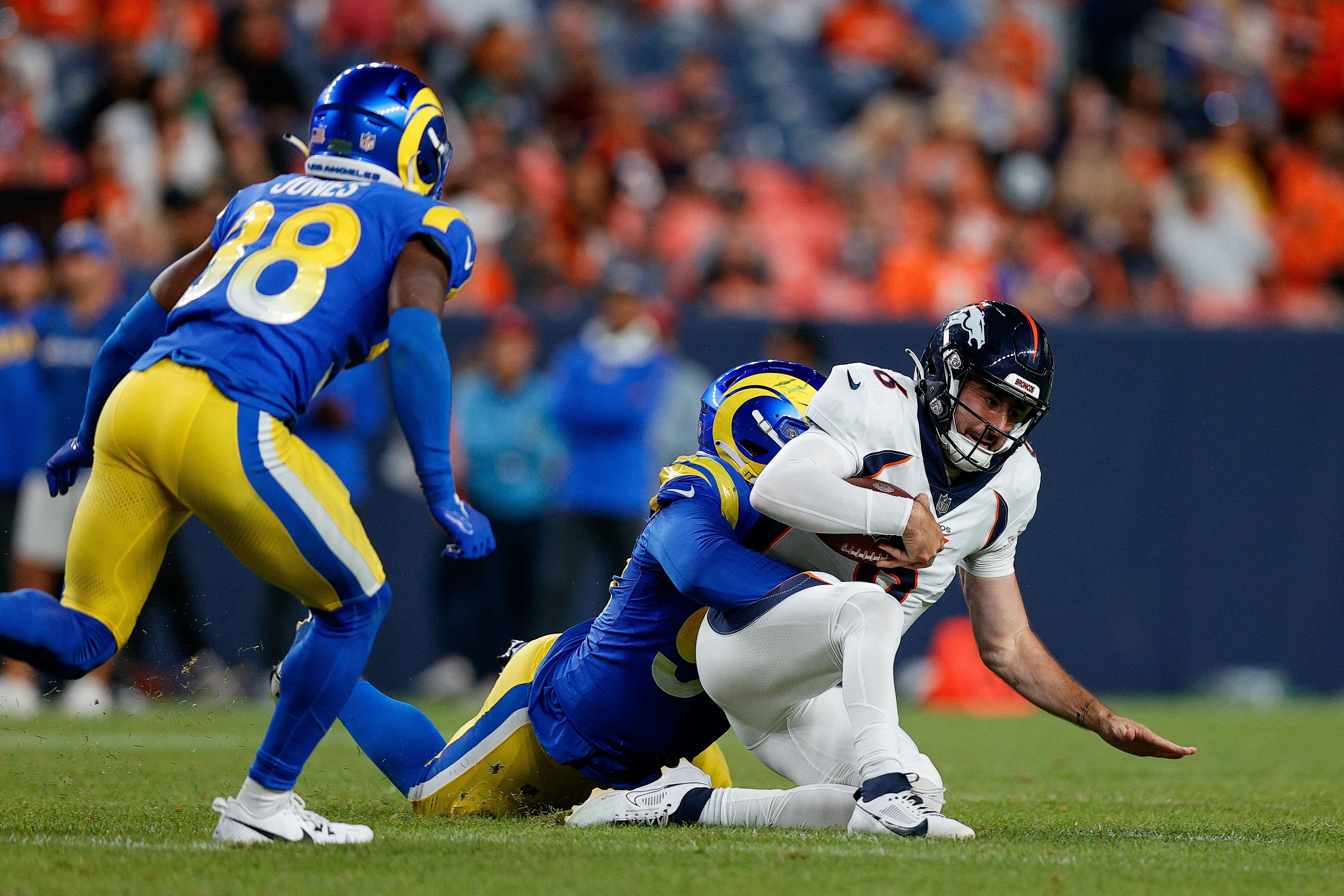 Broncos finish preseason with 41-0 rout of Rams