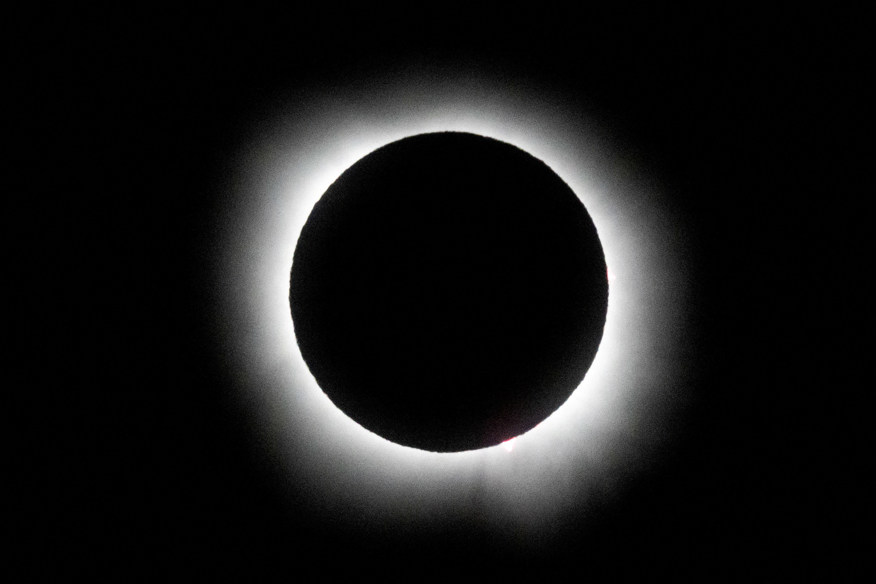 Total solar eclipse darkens skies over parts of North America