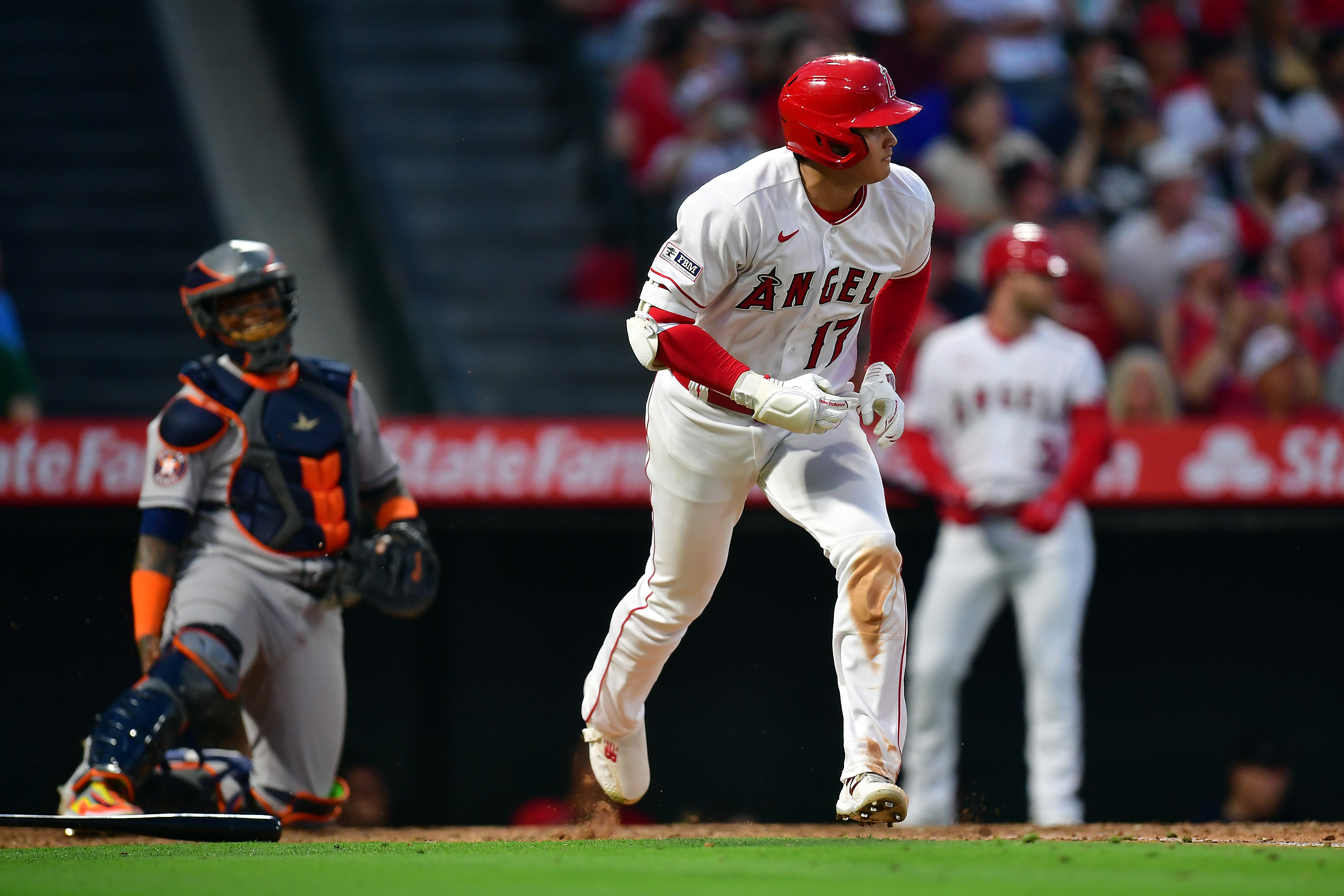 Moniak's homer in 8th propels Angels to 2-1 over Red Sox