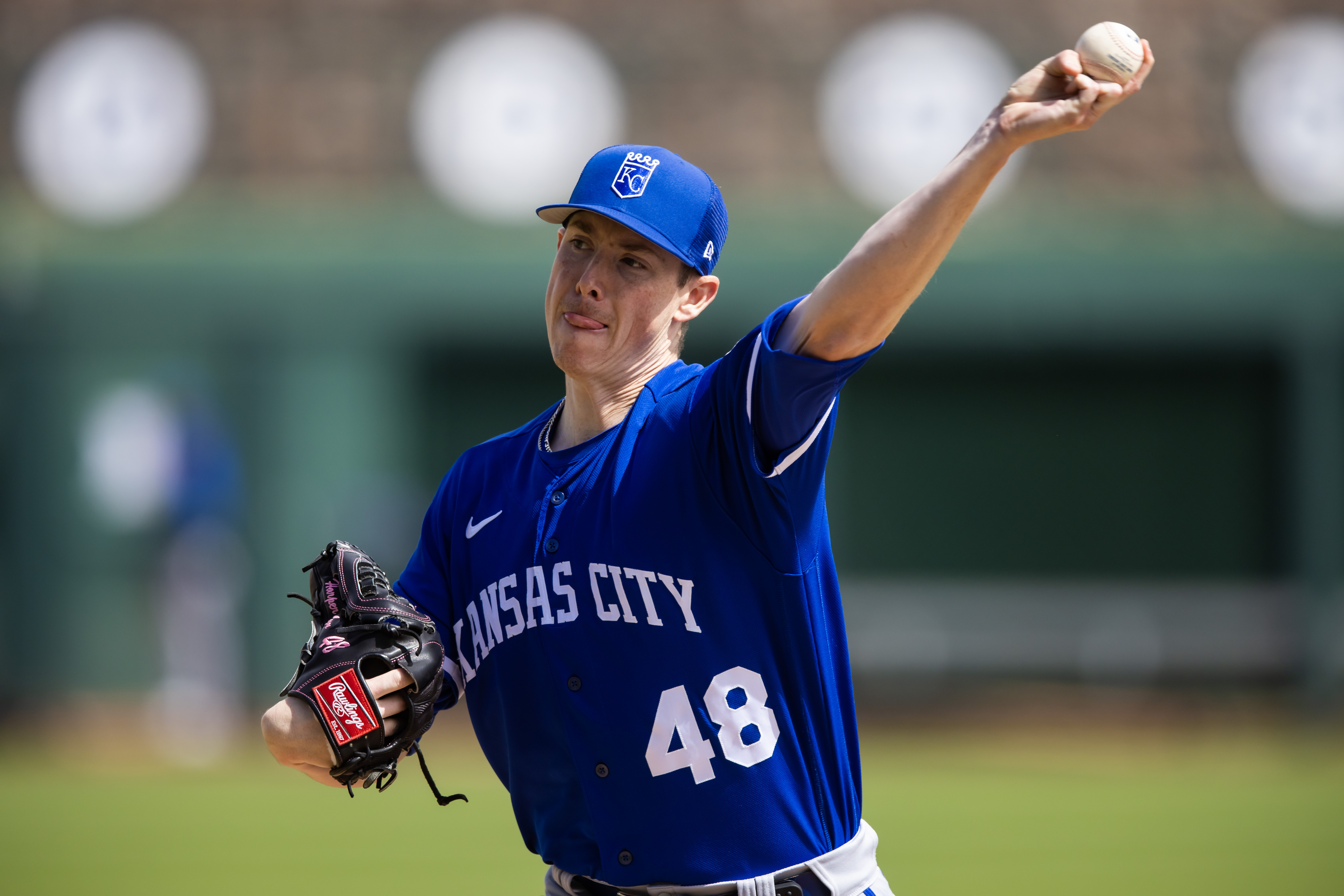 Royals salvage finale vs. A's; starter Ryan Yarbrough injured in