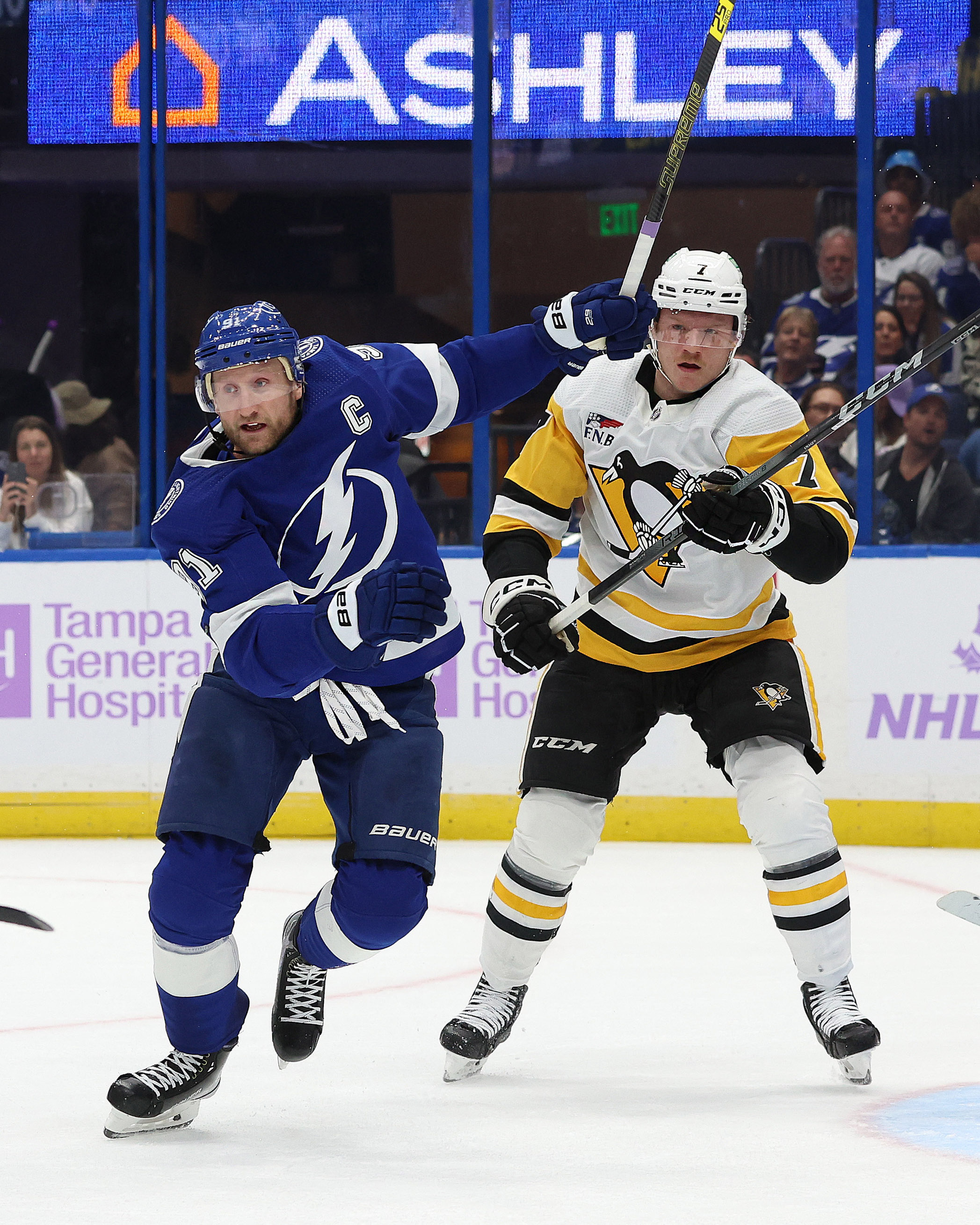 Penguins Rally Past Lightning; G Tristan Jarry Scores Goal | Reuters