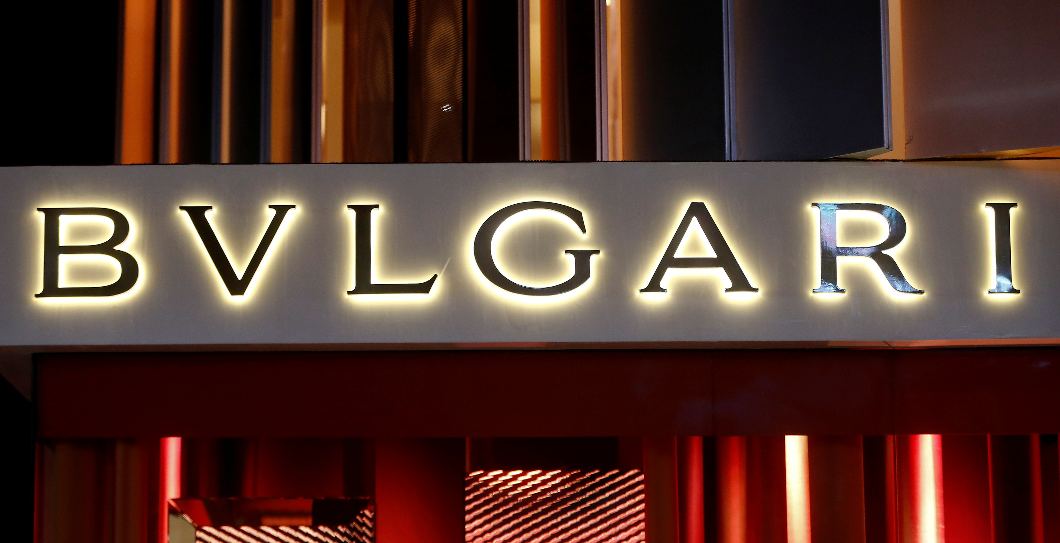 Bvlgari  Bvlgari logo, Jewelry branding, Luxury brand logo