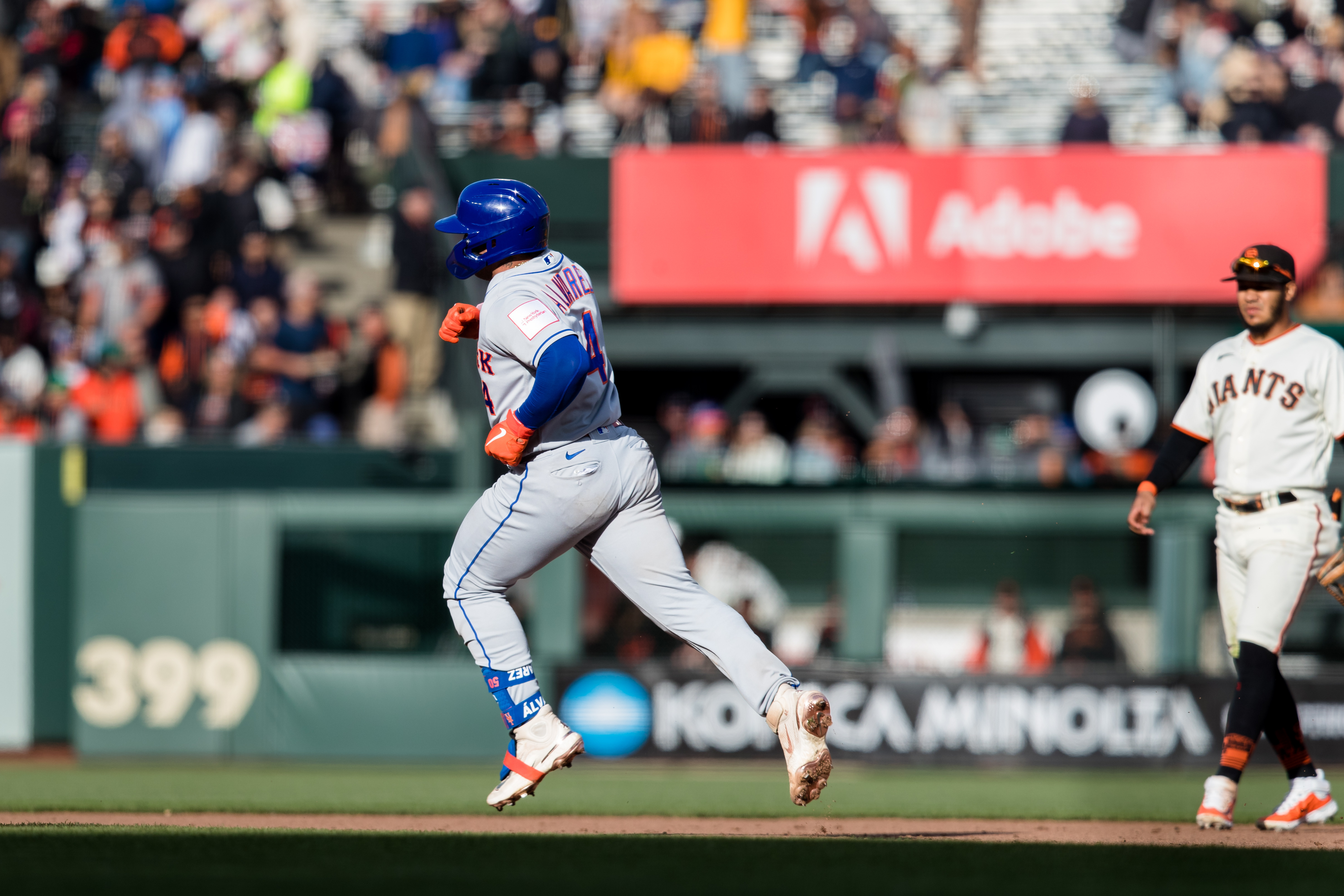 San Francisco Giants Outfielder Joc Pederson (23) during an MLB game  between New York Mets and San Francisco Giants at the Oracle Park in San  Francisc Stock Photo - Alamy