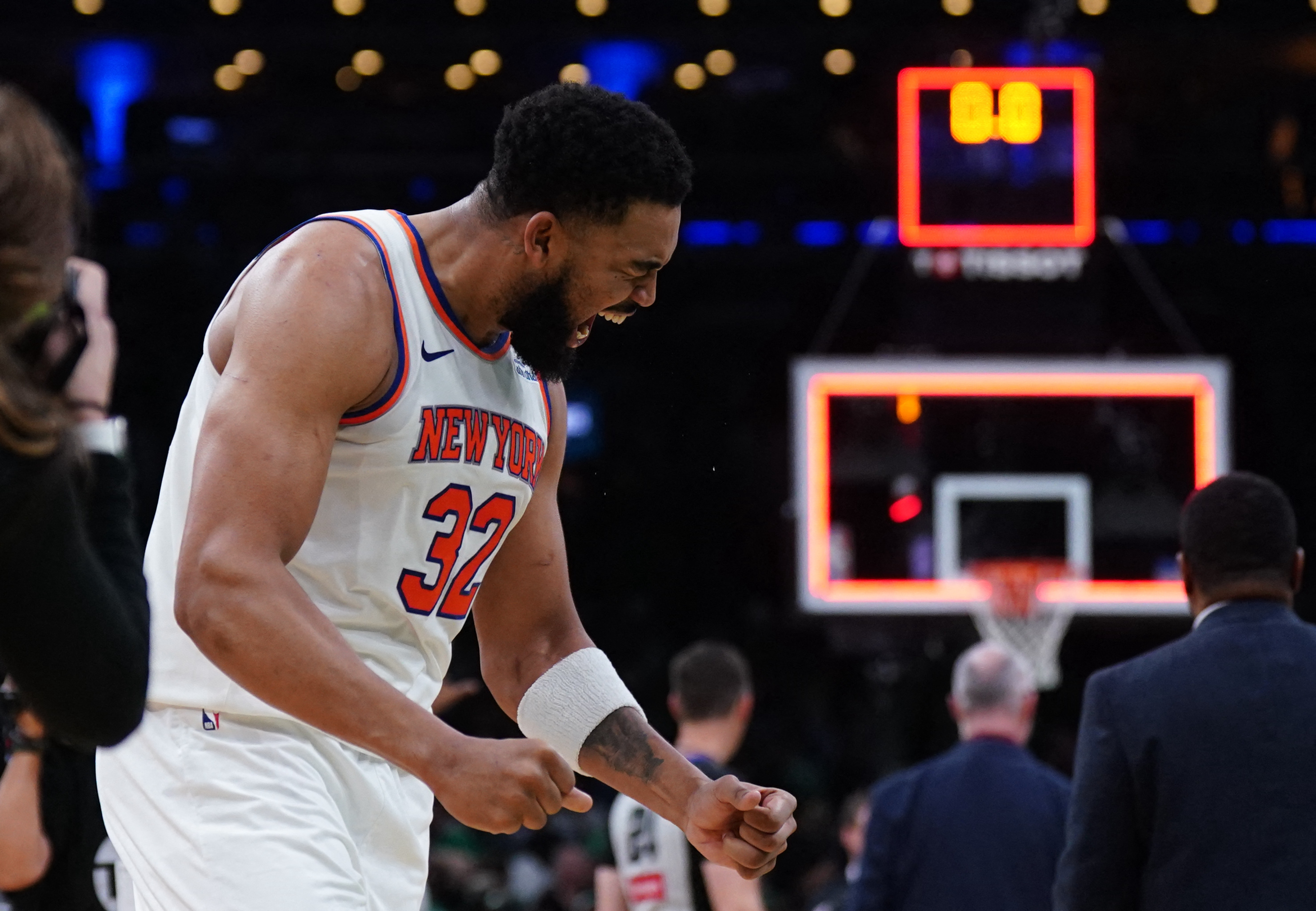 NBA＝ニックスが大逆転でセルティックスに2連勝、PO準決勝