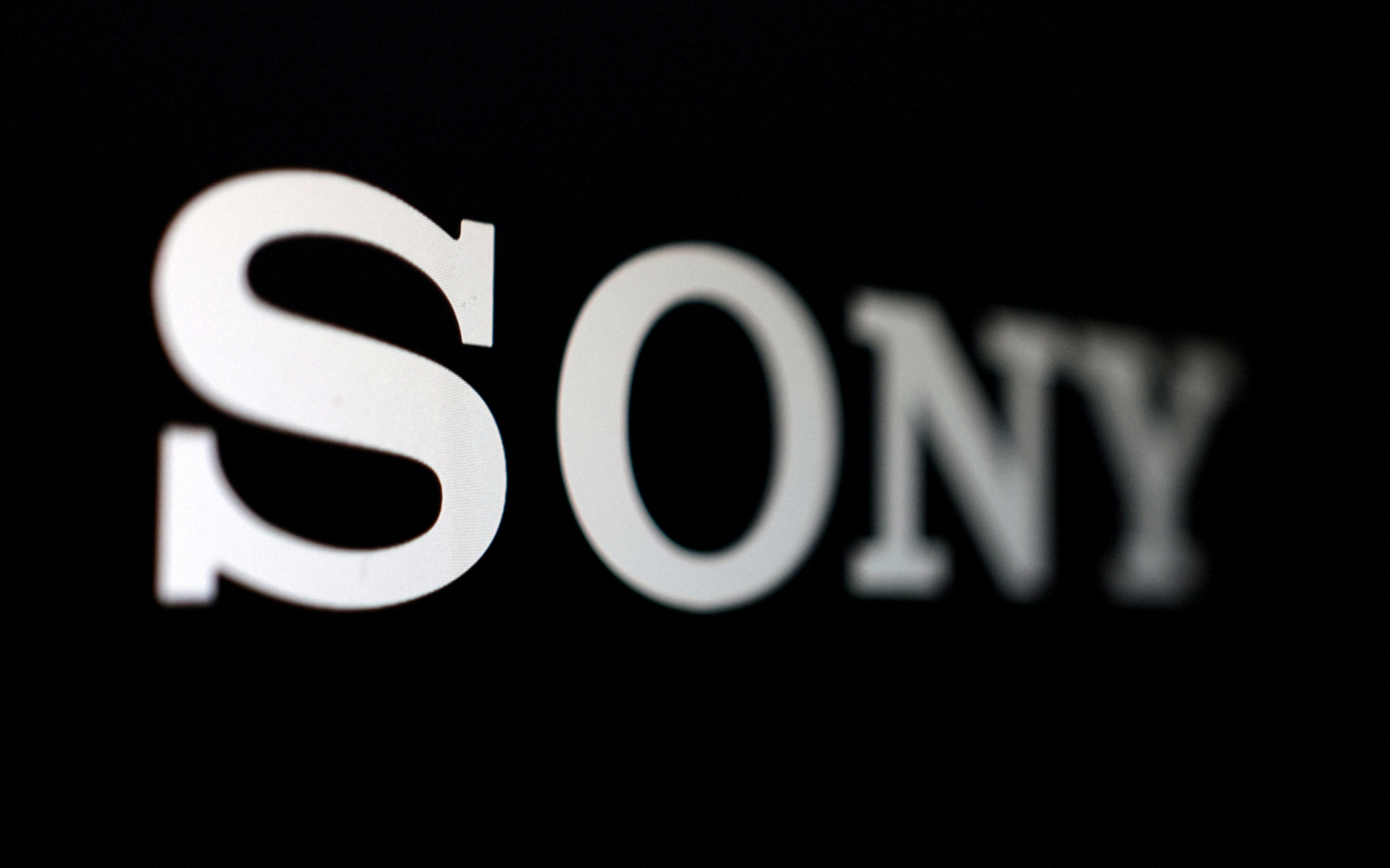 Sony considers $5.8 bln smartphone sensor factory in Japan-media | Reuters