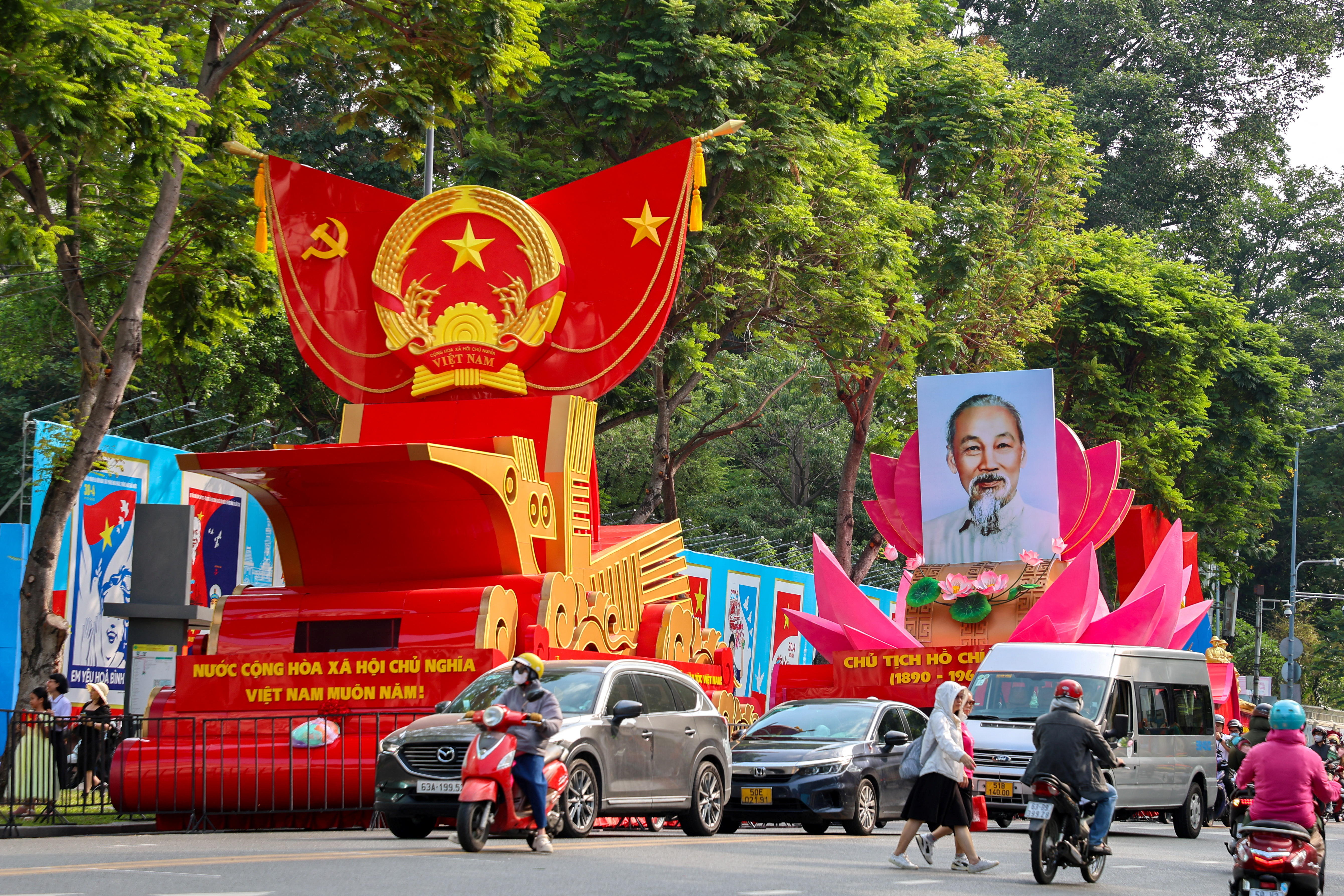 Victory of faith', Vietnamese celebrate 50 years since end of Vietnam War | Reuters