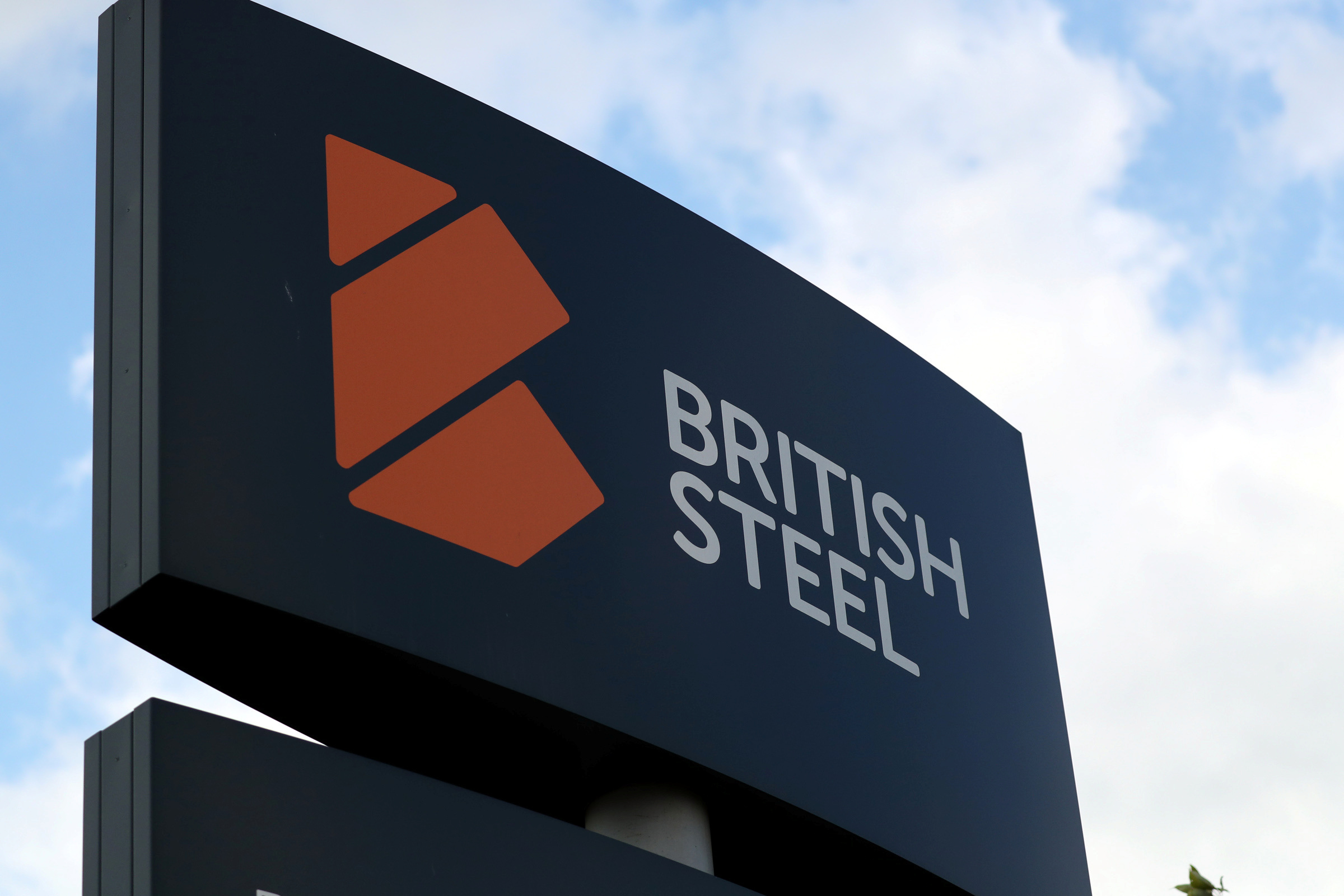 Стали великобритании. Бритиш стил. British Steel Корпорация. British Steel логотип. Бриш стил в Великобритании.