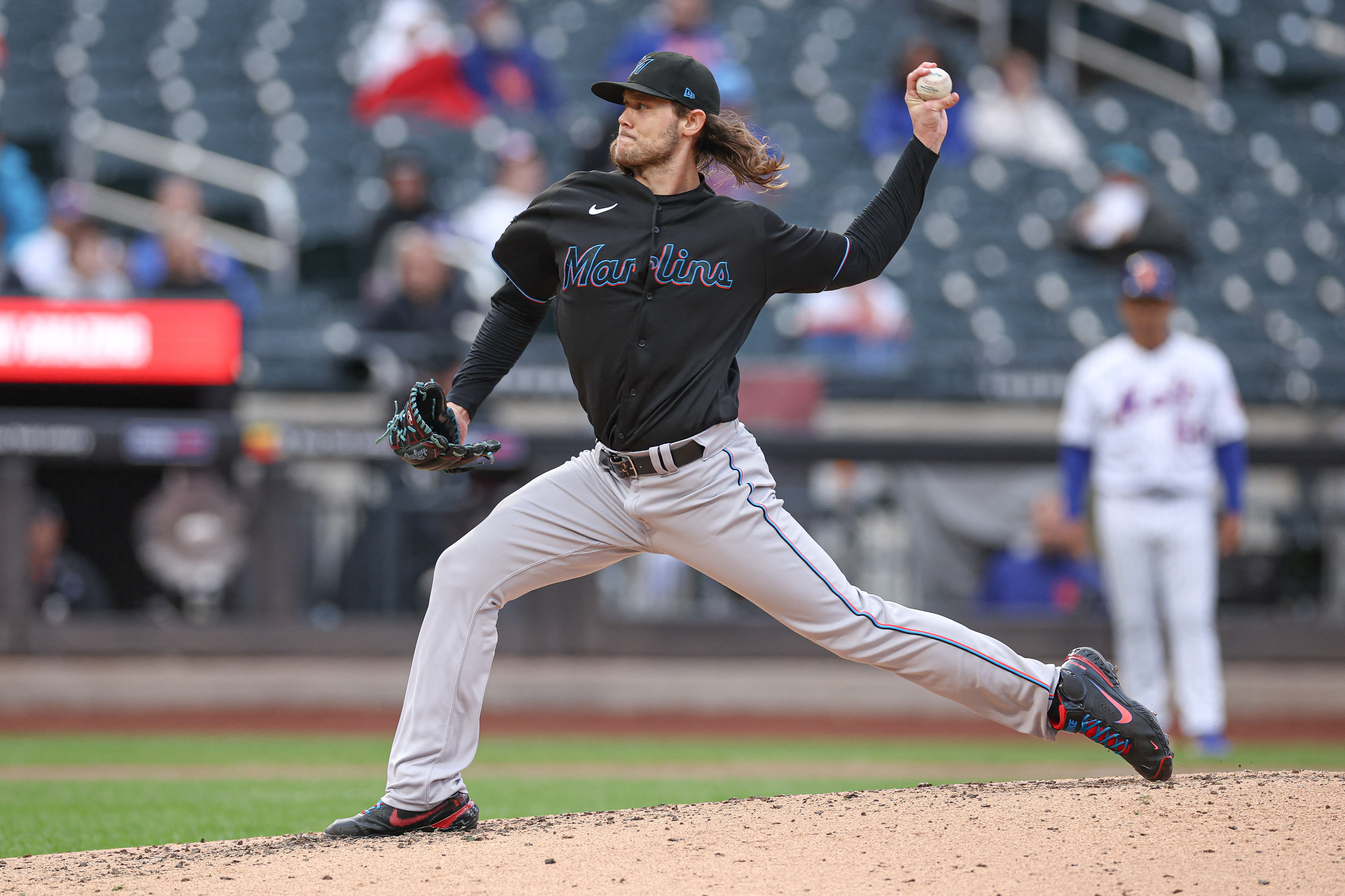 Marlins take second game of DH, tie Cubs for final wild-card spot