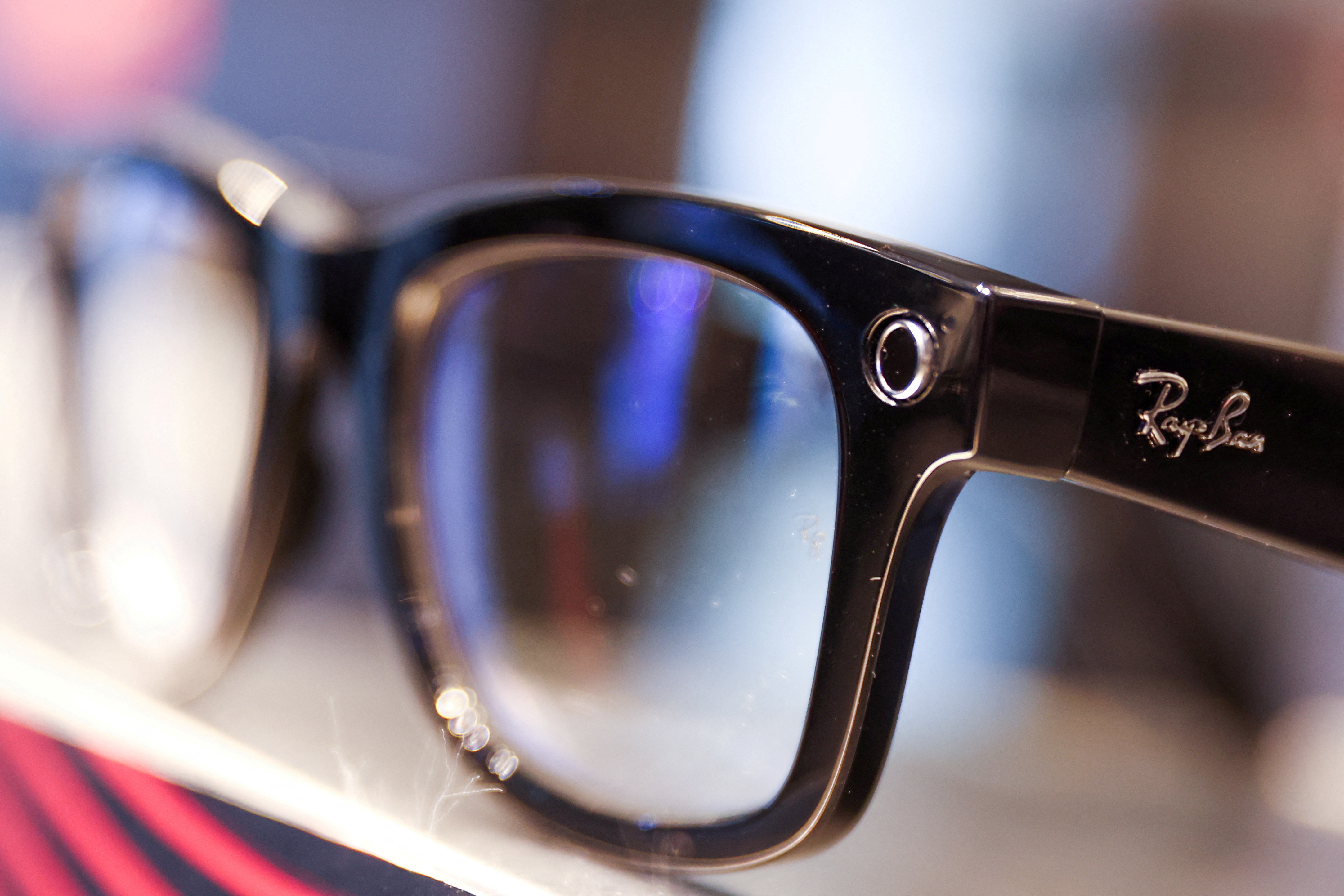 In new era, Ray-Ban owner extends partnership with Armani