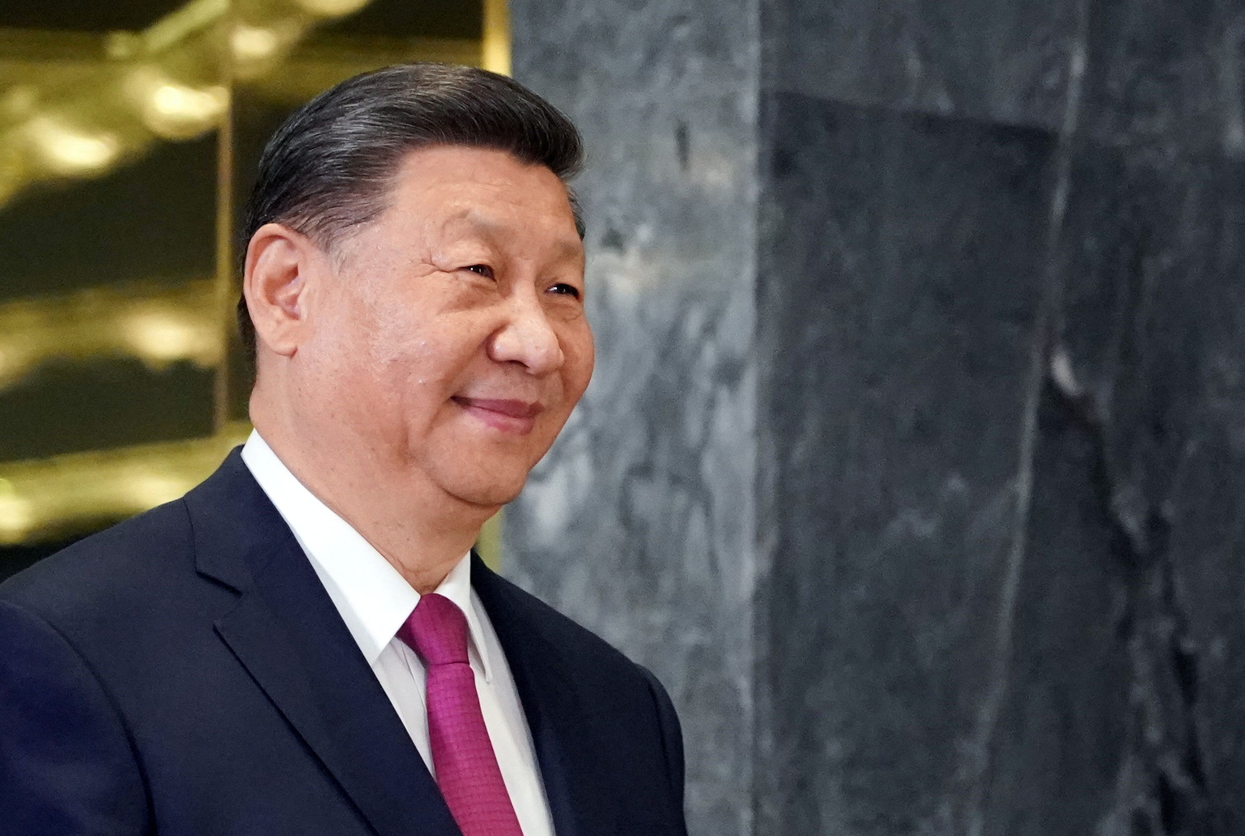 Russian President Putin and Chinese President Xi meet in Astana
