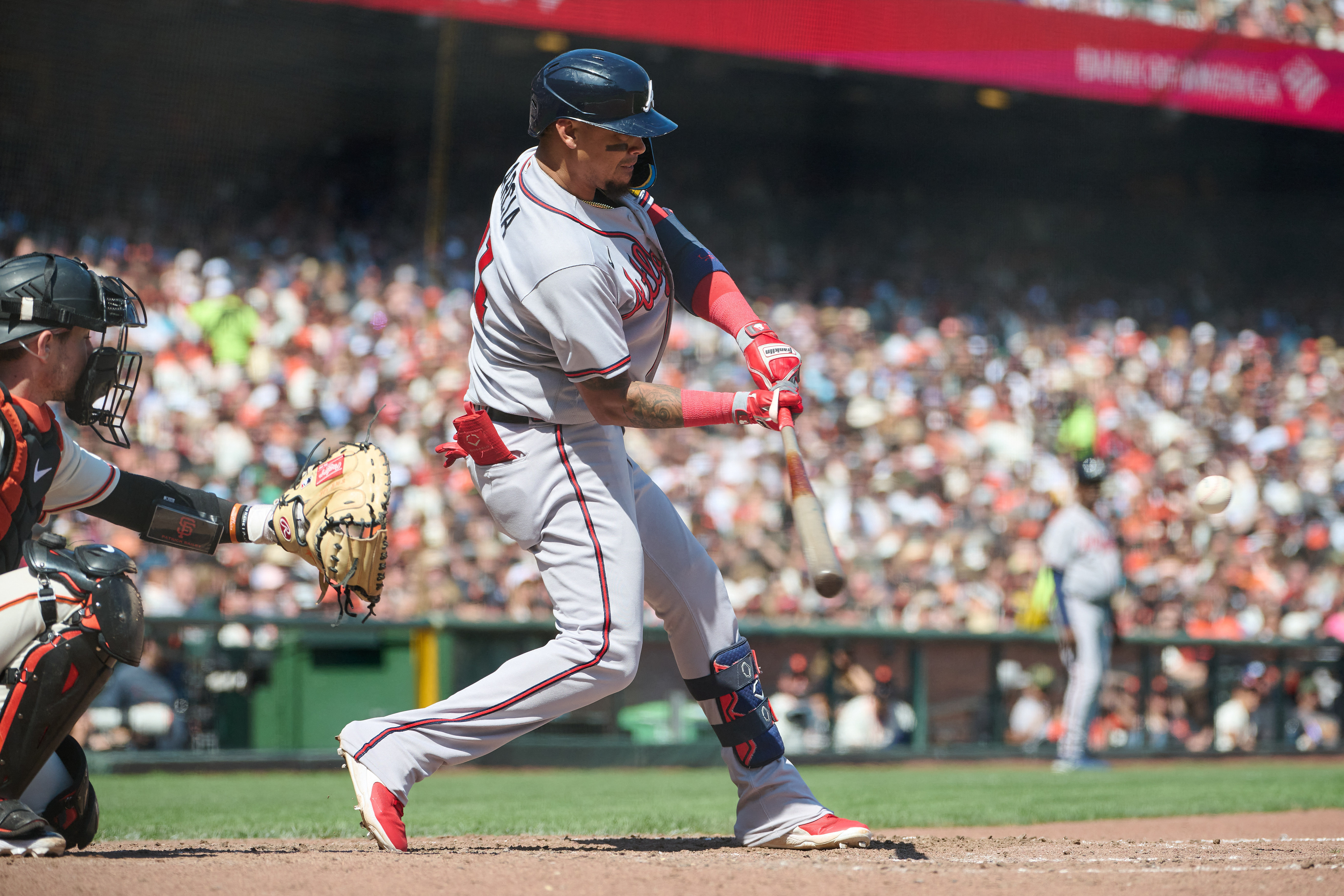 Riley keeps Braves rolling with 30th HR in 7-3 win over Giants