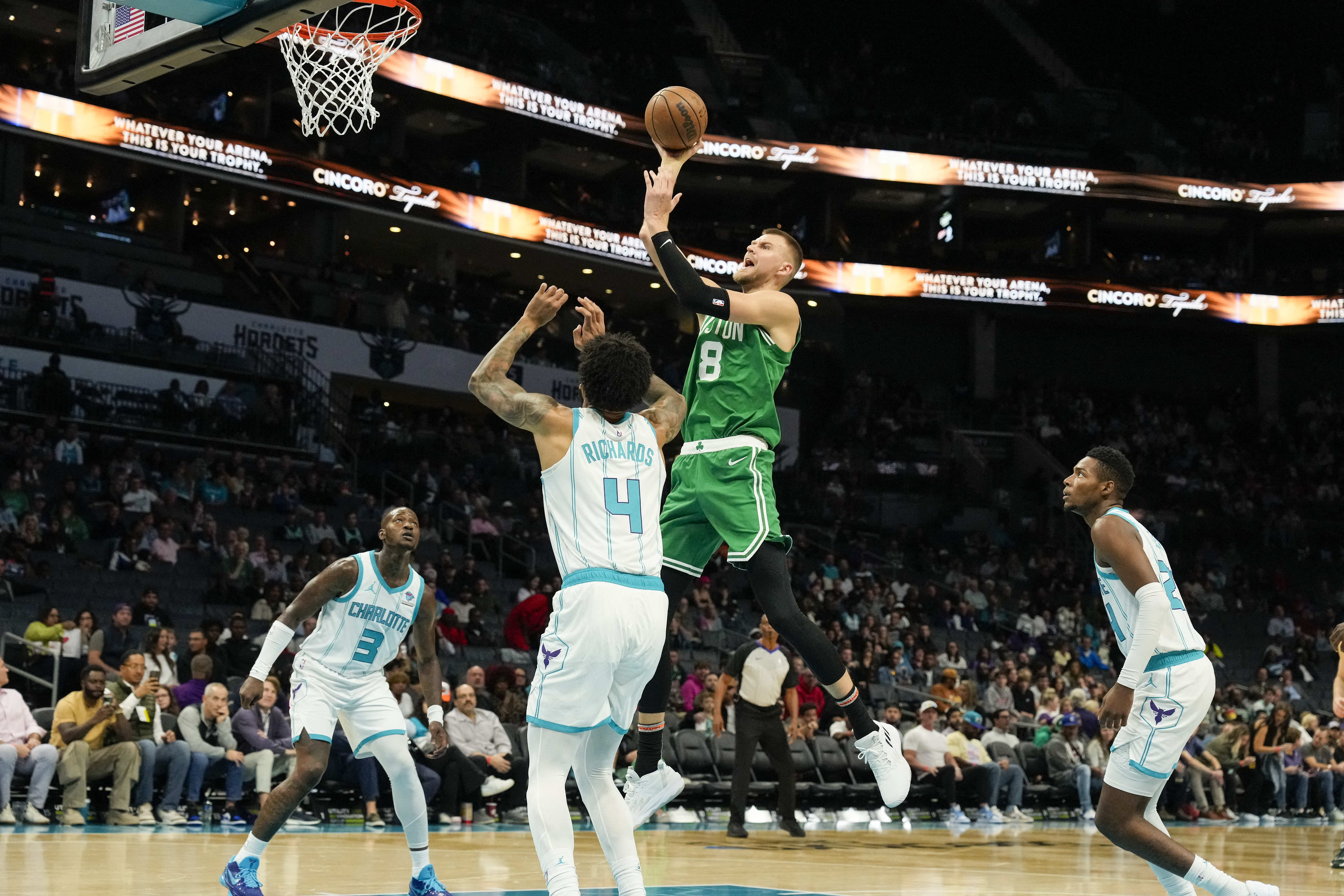 NBA roundup: Harrison Barnes leads Kings past Spurs