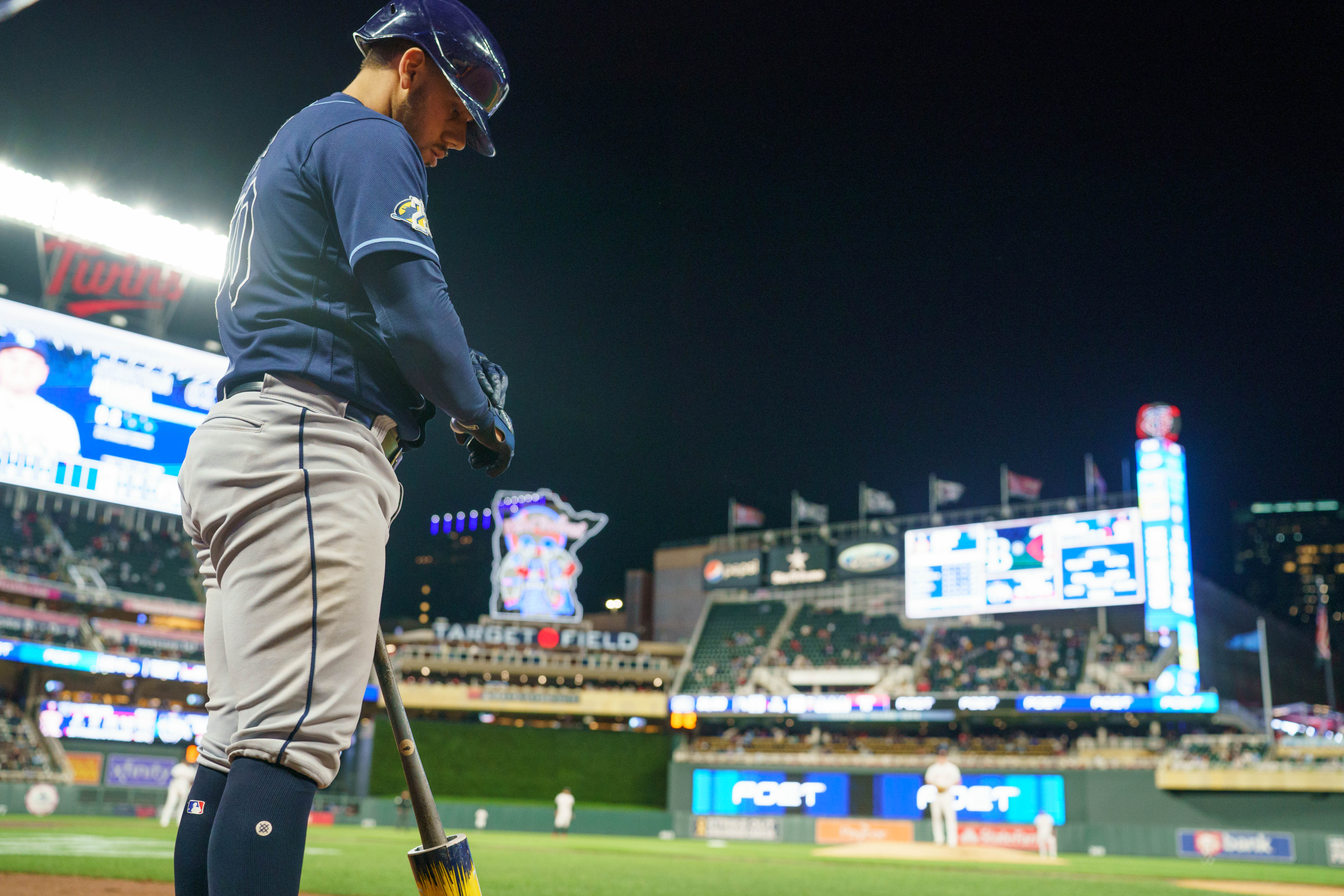 Willi Castro's homer propels Twins past Rays to even series