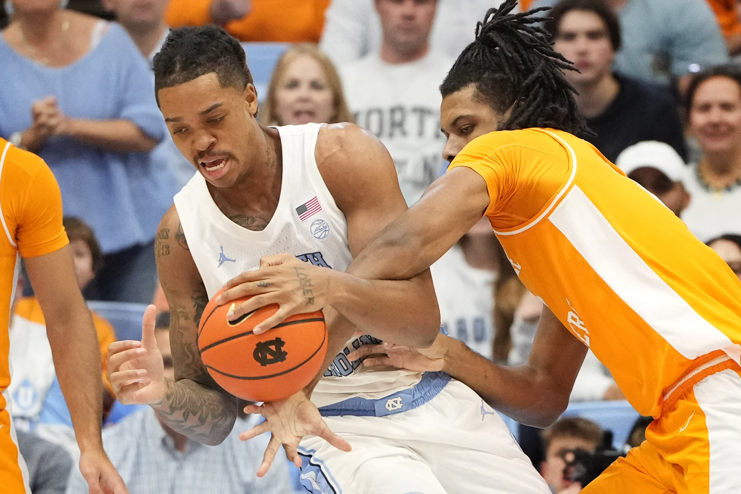 No. 17 North Carolina holds on vs. No. 10 Tennessee | Reuters