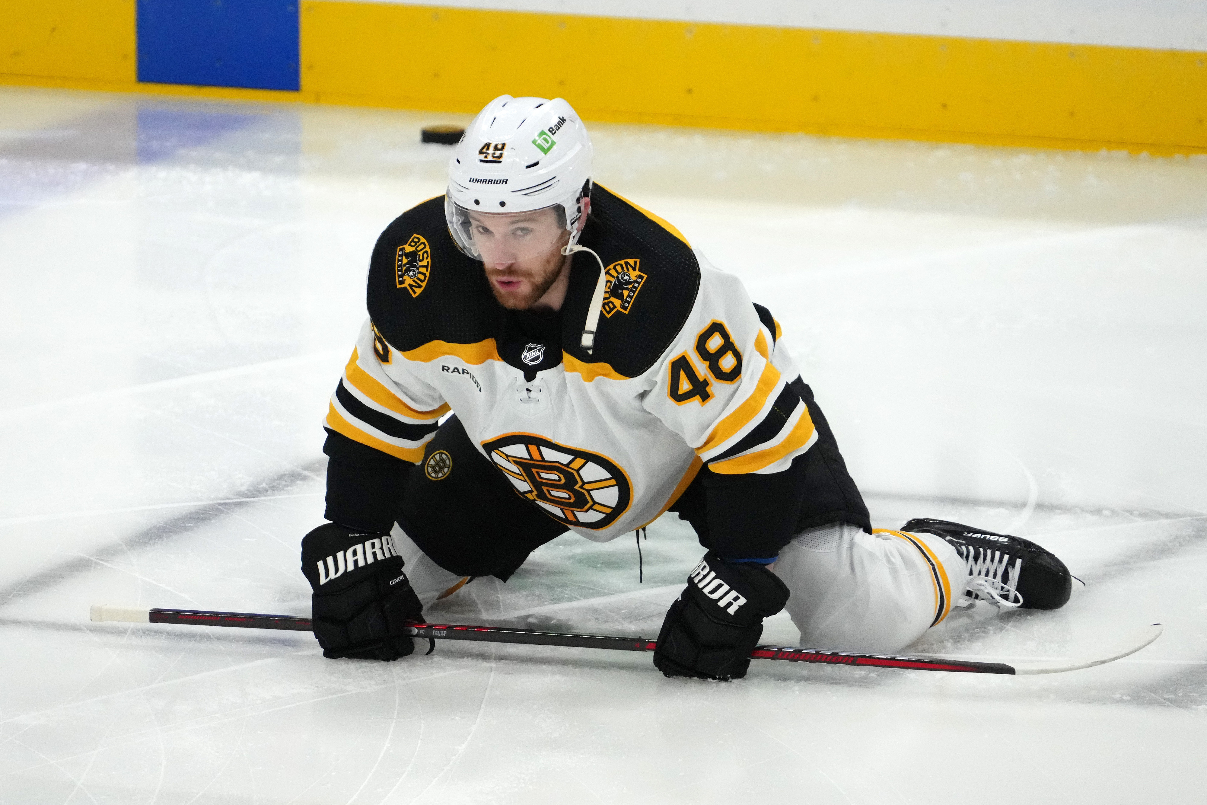 Bruins top Panthers 6-2, take 3-1 lead in 1st-round series