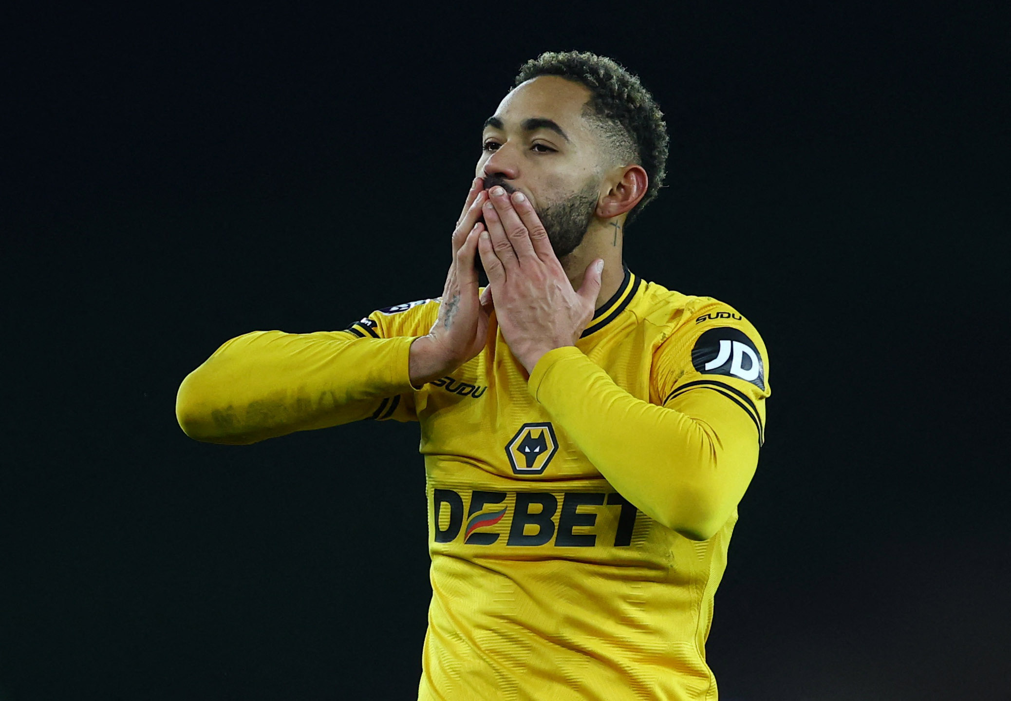 Cunha signs long-term contract with Wolves | Reuters