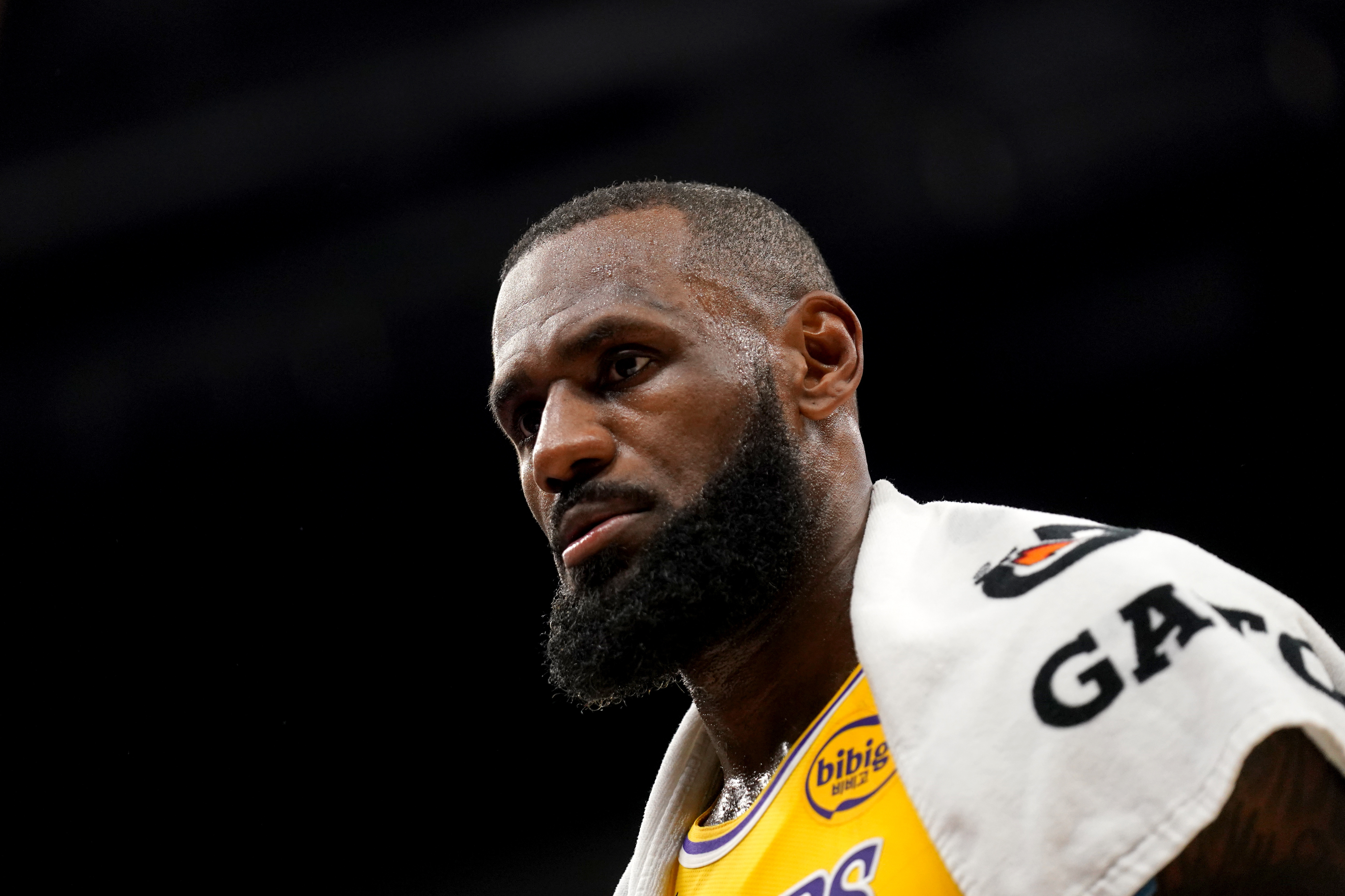 NBA＝出場時間新記録のレブロン「バスケに対する情熱と愛情の賜物