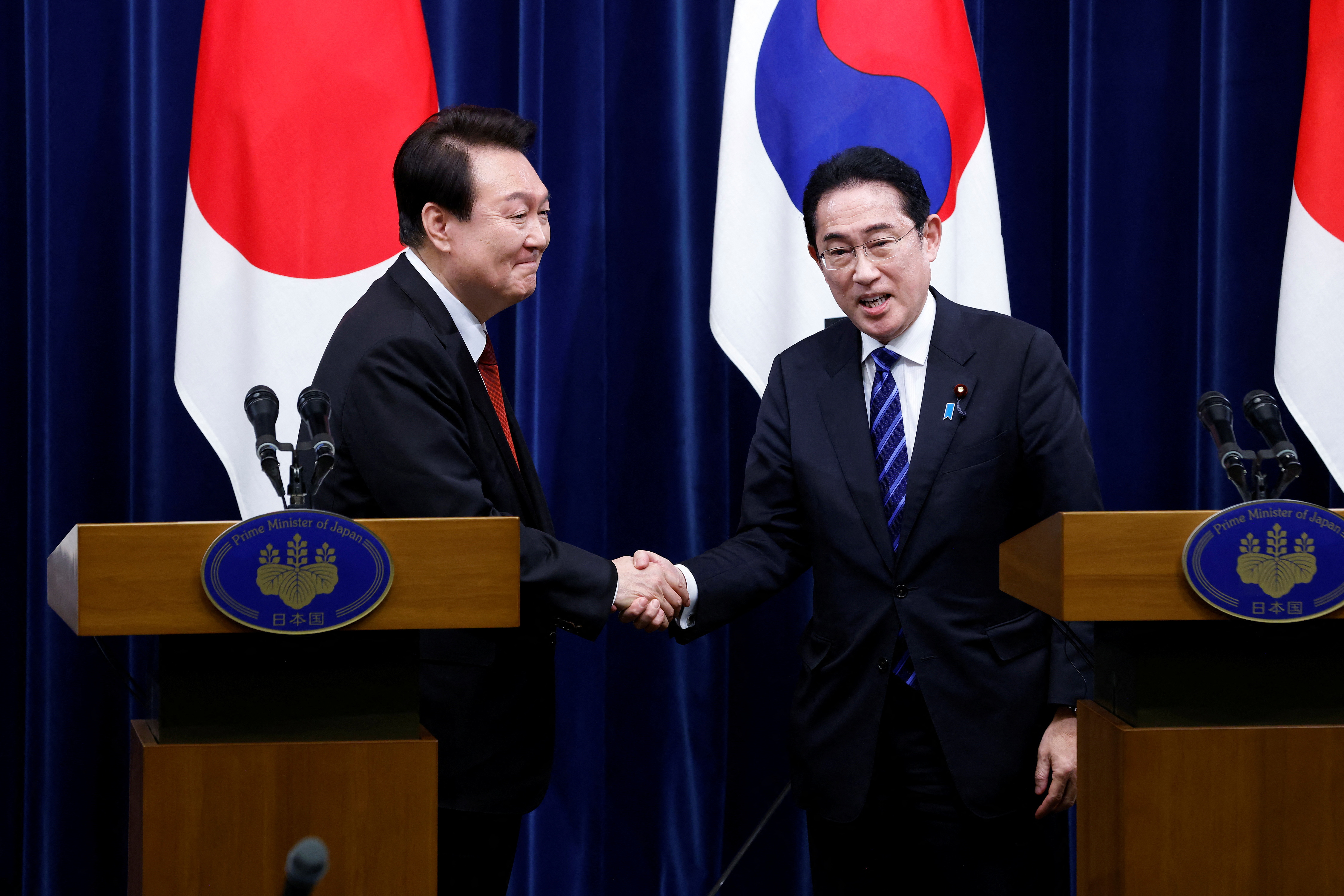 South Korea's President Yoon Suk Yeol and Japan's Prime Minister Fumio Kishida meet in Tokyo