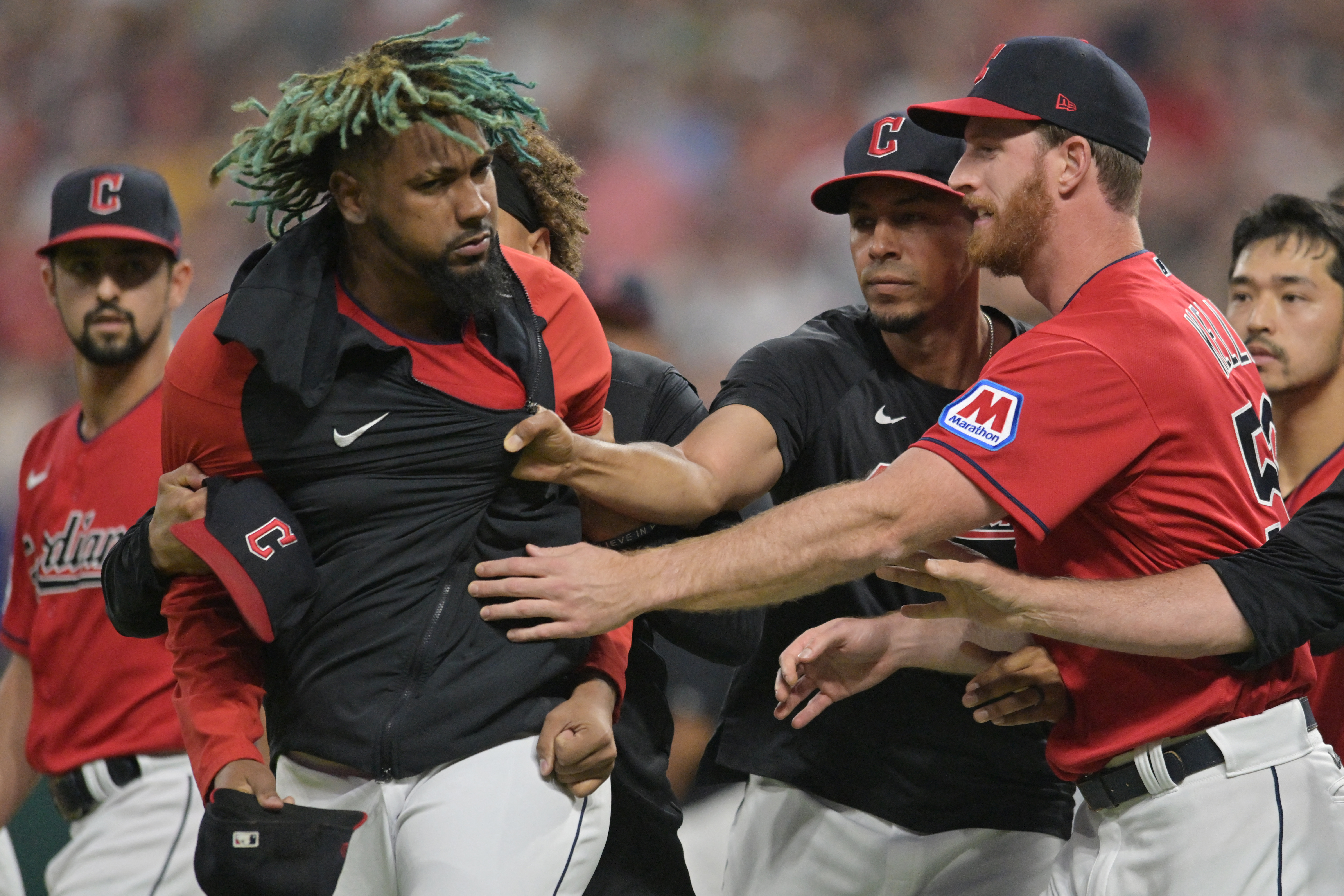 White Sox's win over Guardians marred by brawl, ejections