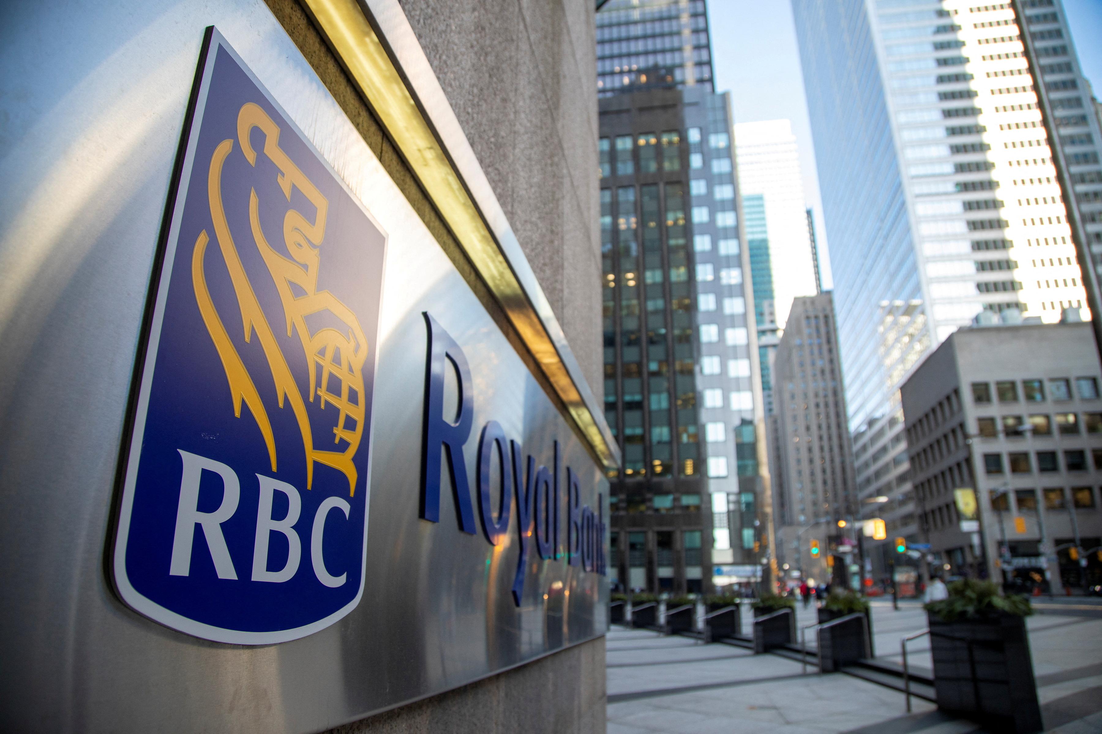 Il leader conservatore canadese sollecita il rifiuto dell’offerta di RBC per l’acquisto di HSBC Canada – media