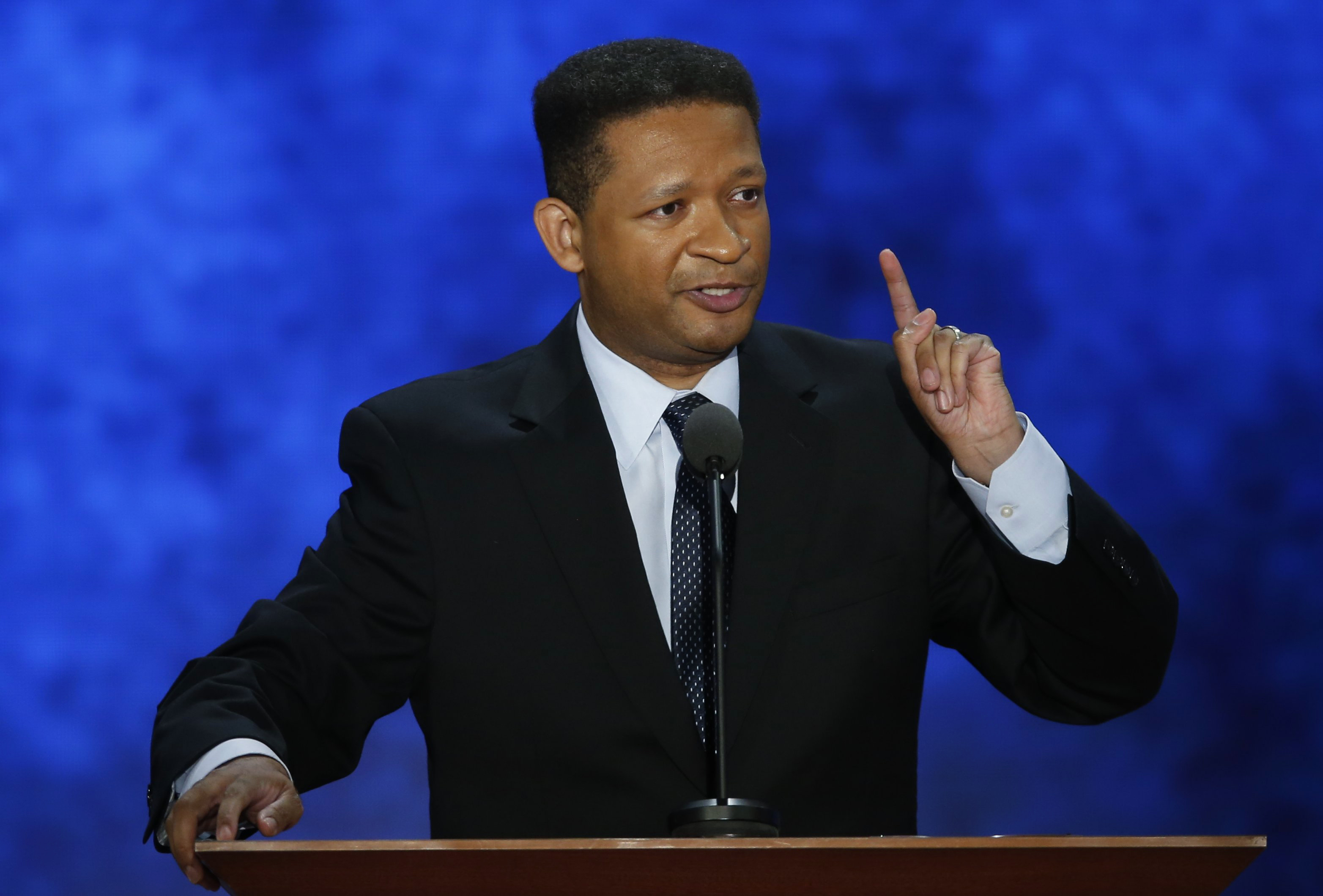 Former U.S. Rep. Artur Davis discusses his support of Republican presidential nominee Mitt Romney during the second session of the Republican National Convention in Tampa, Florida August 28, 2012. REUTERS/Mike Segar