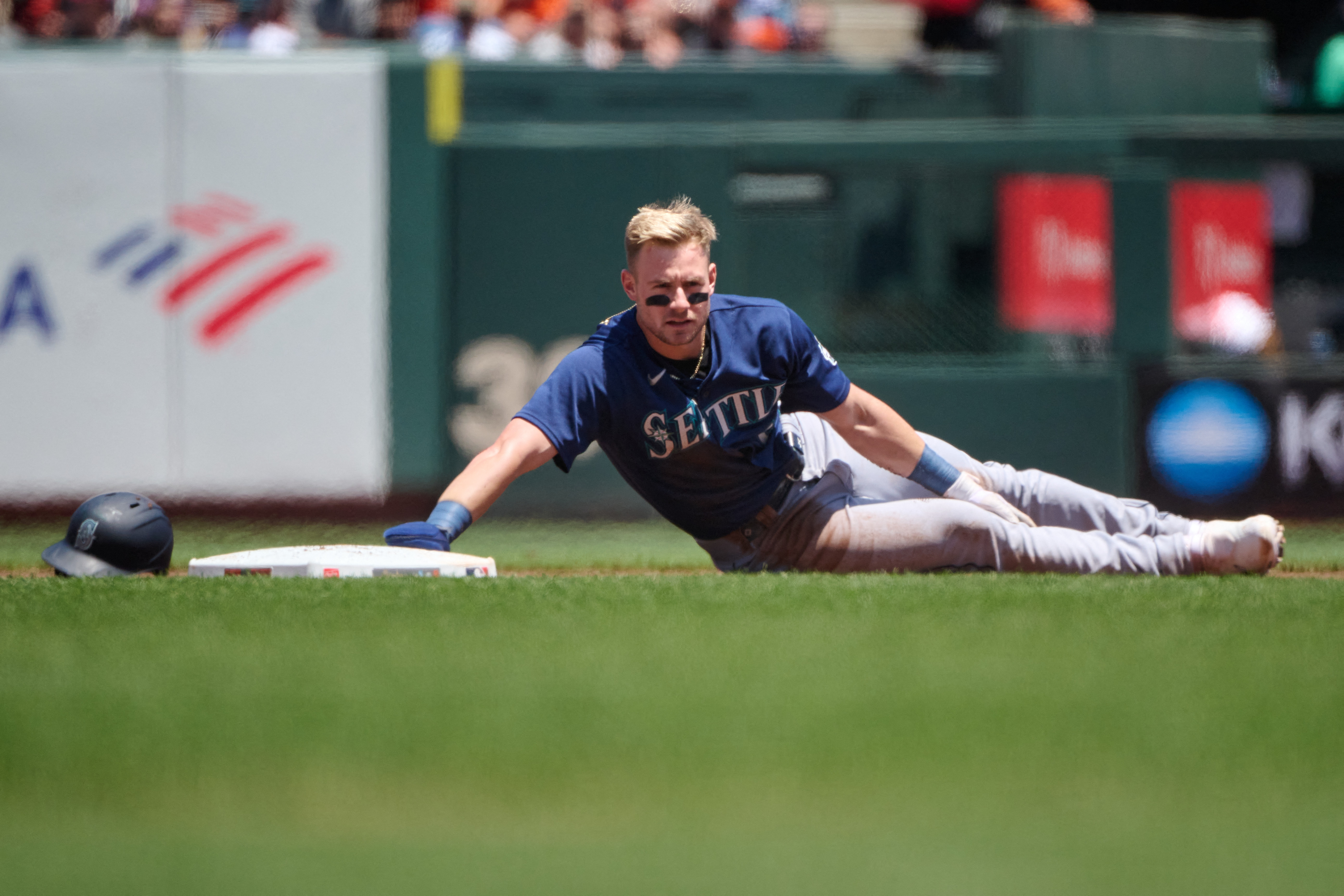 Gilbert's 1st shutout, Ford's 4 hits lead Seattle Mariners past SF 6-0 -  Seattle Sports