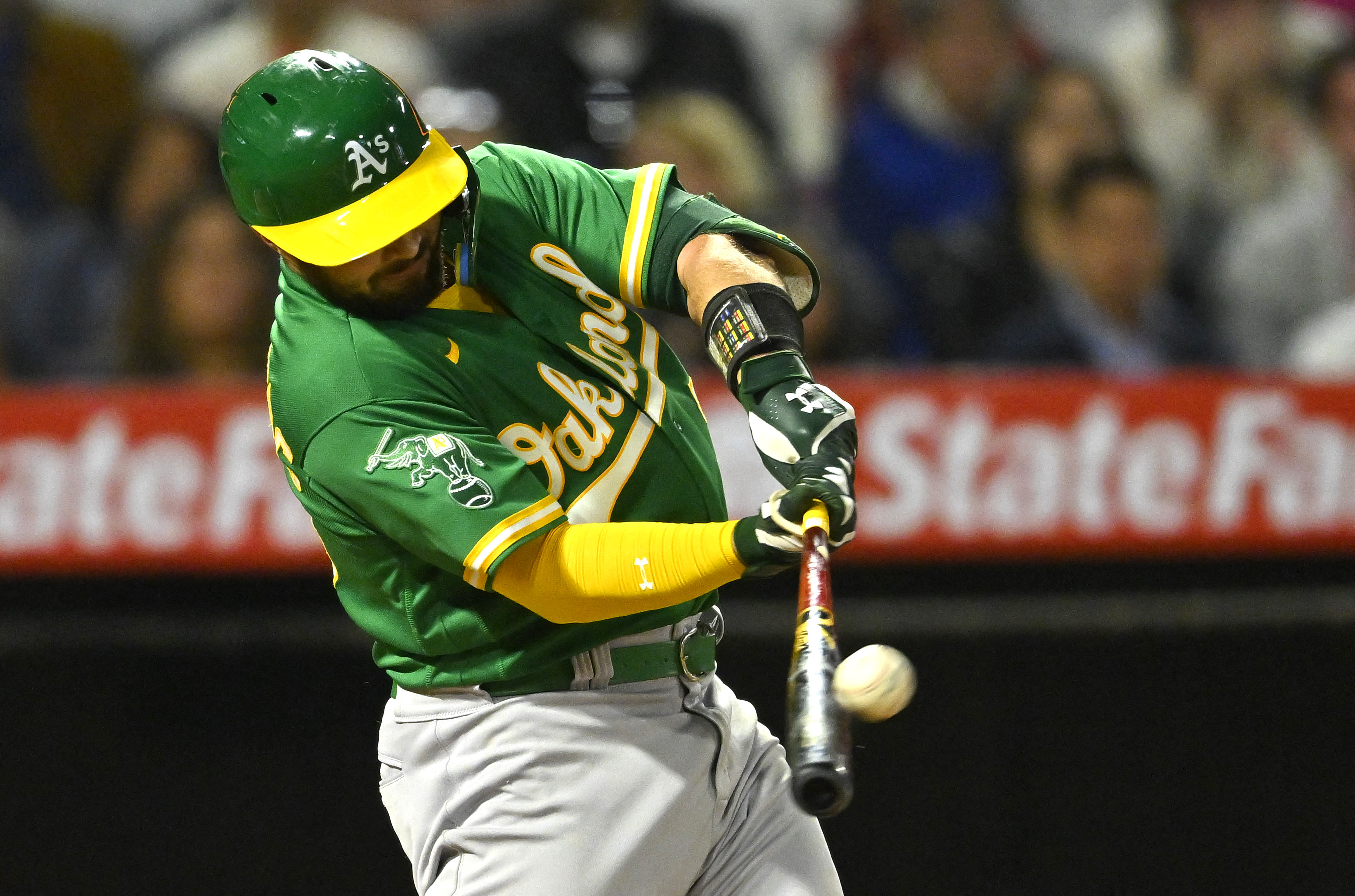 Anthony Rendon punch: Angels star swings, misses at A's fan in