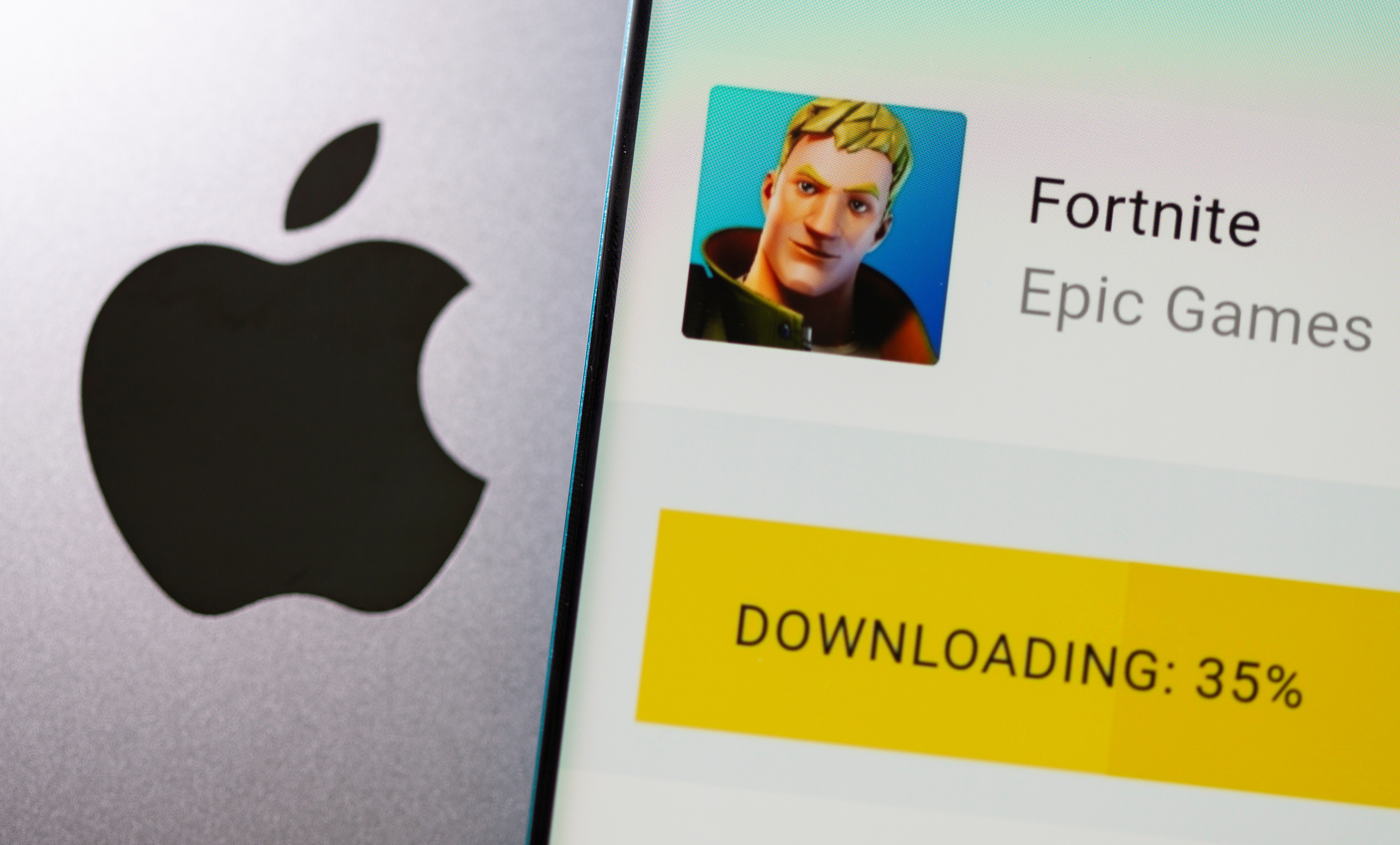 Fortnite In Trouble: Apple And Epic Games Embroiled In A Court Battle