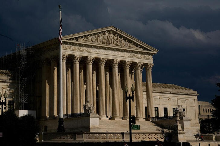 US Supreme Court clears path for plaintiffs to pick where to sue