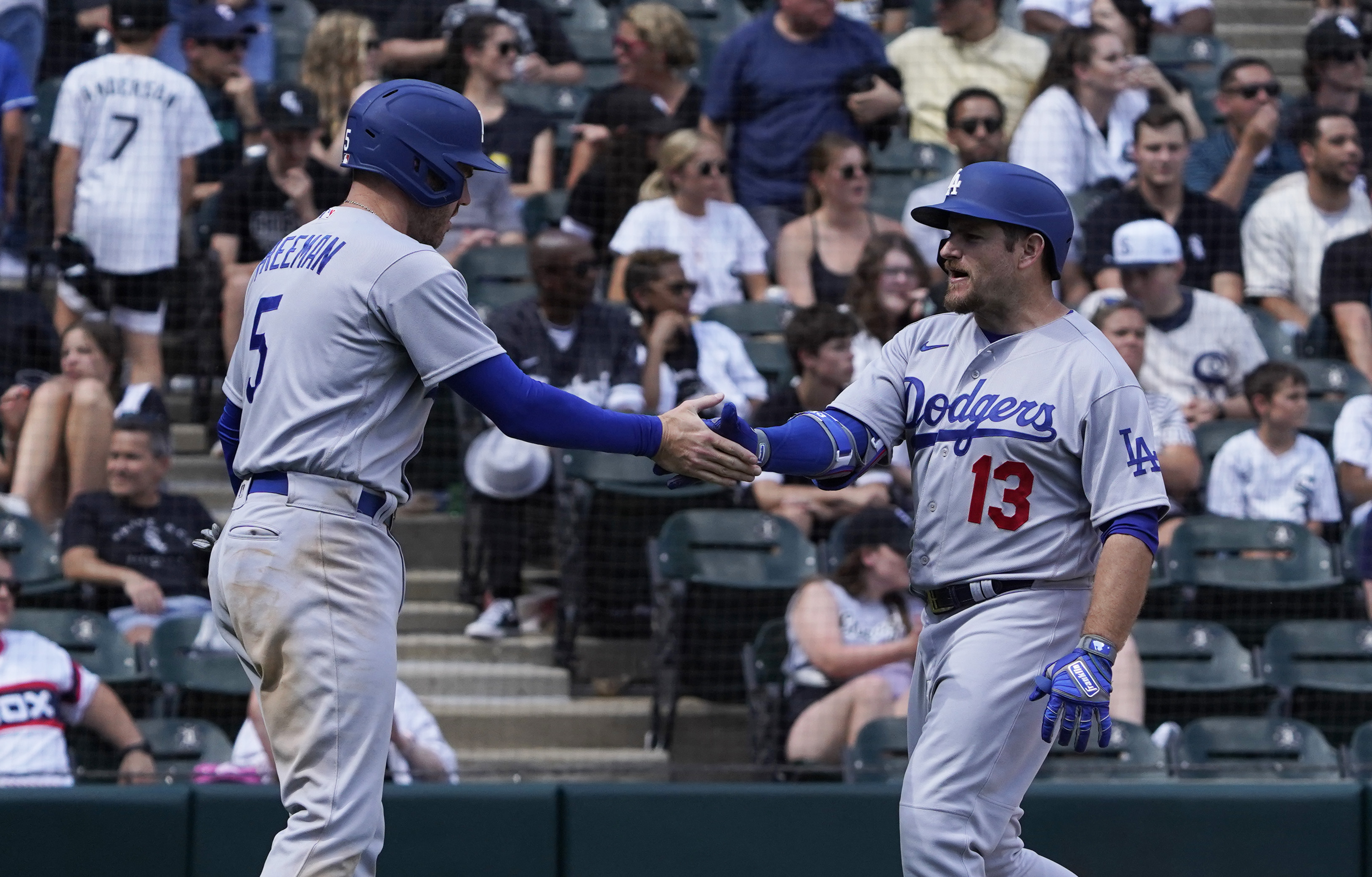 MLB Roundup: Dodgers Earn High-scoring Win Over White Sox | Reuters