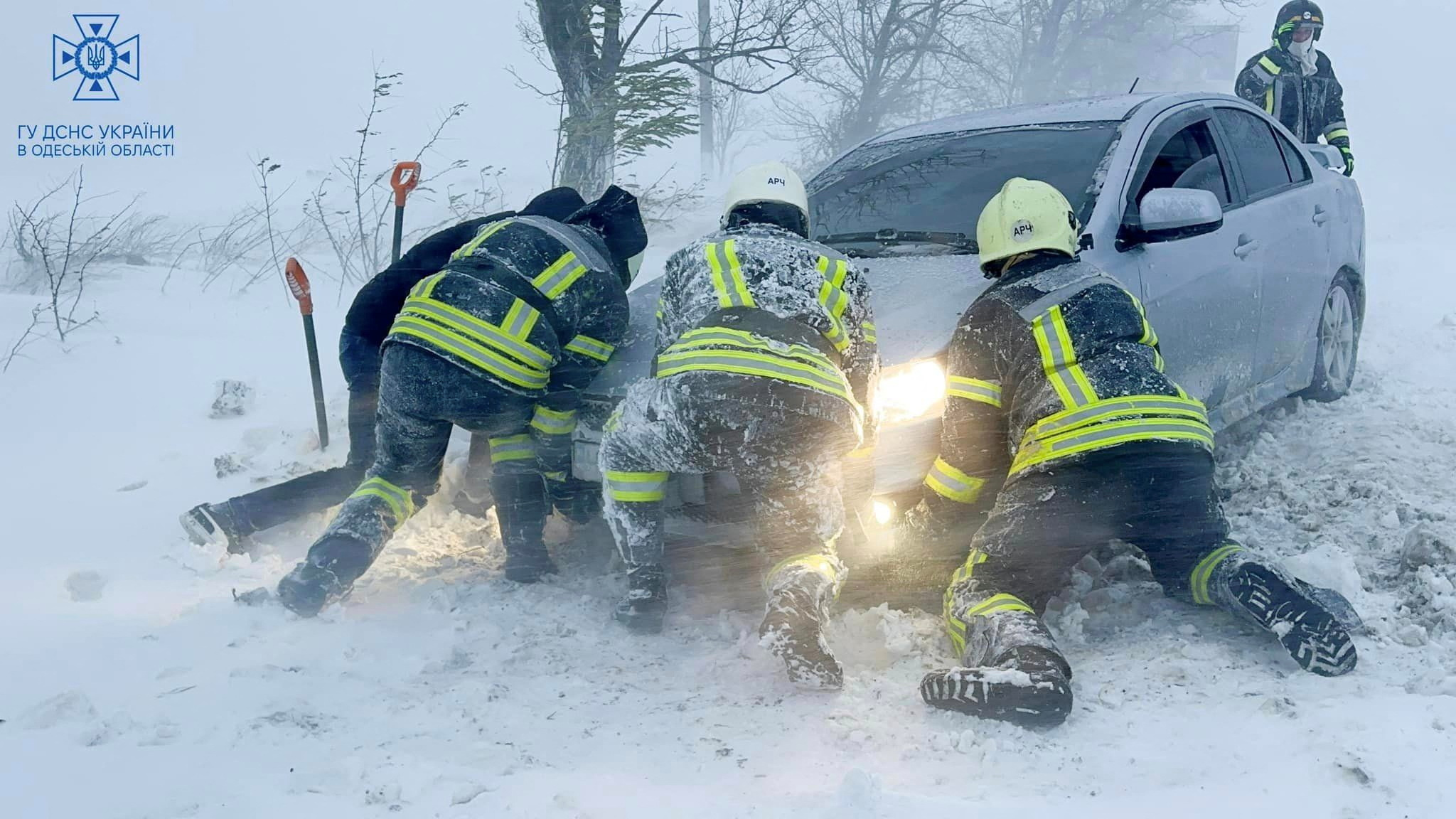 Nearly 2,500 rescued after snowstorm in Ukraine's Odesa region Reuters