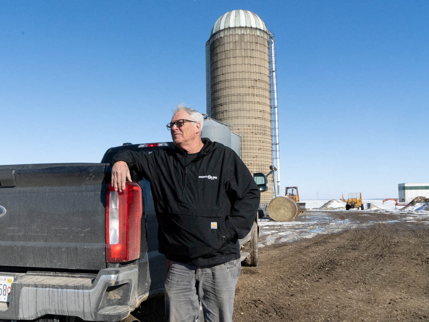 Speedy US corn and soy harvests strain farmers, storage capacity Reuters