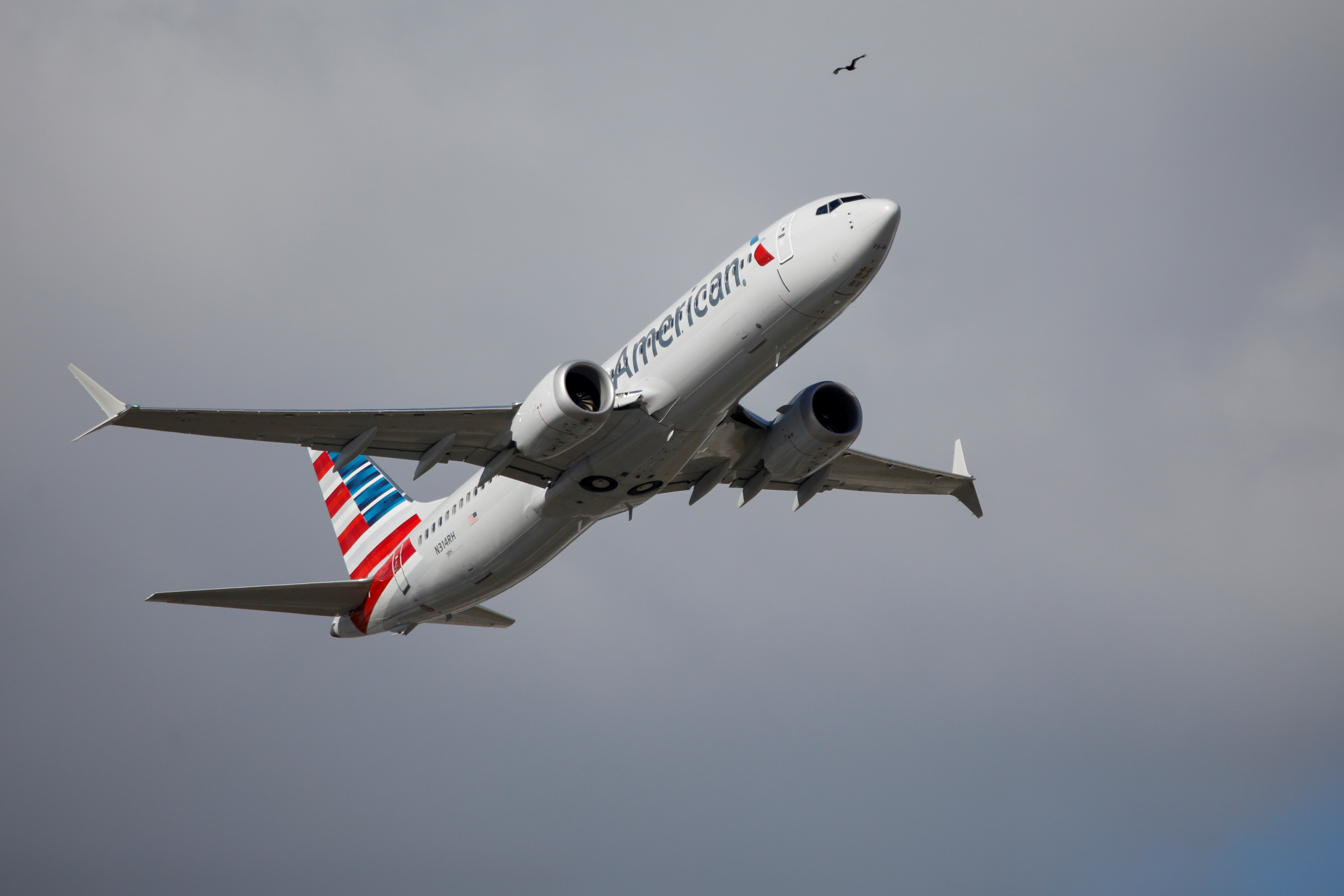 アメリカン航空、需要回復で機材を大量発注 ７３７ＭＡＸ派生機も