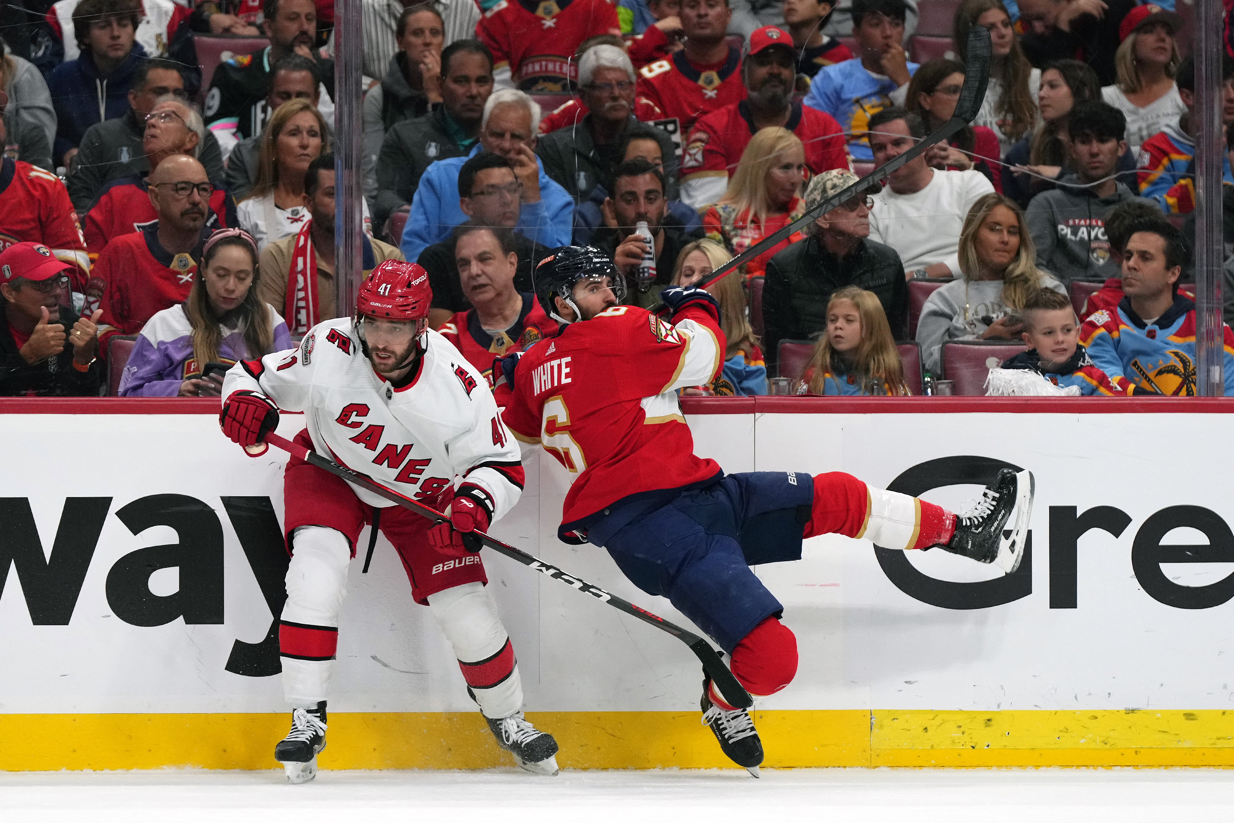 NHL playoffs: Bobrovsky gets shutout, Panthers top Hurricanes for