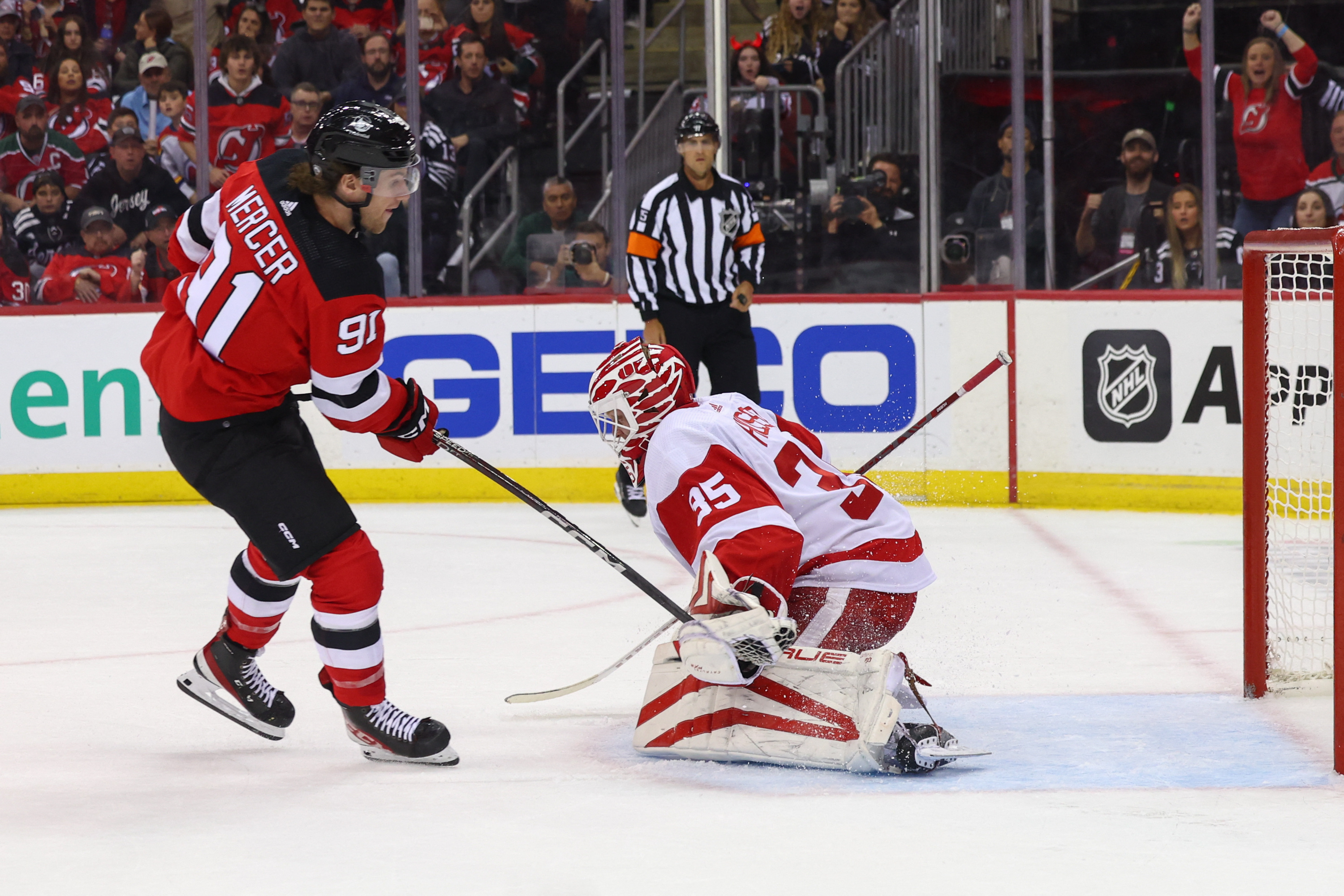 Jack Hughes tallies twice as Devils hold off Red Wings | Reuters