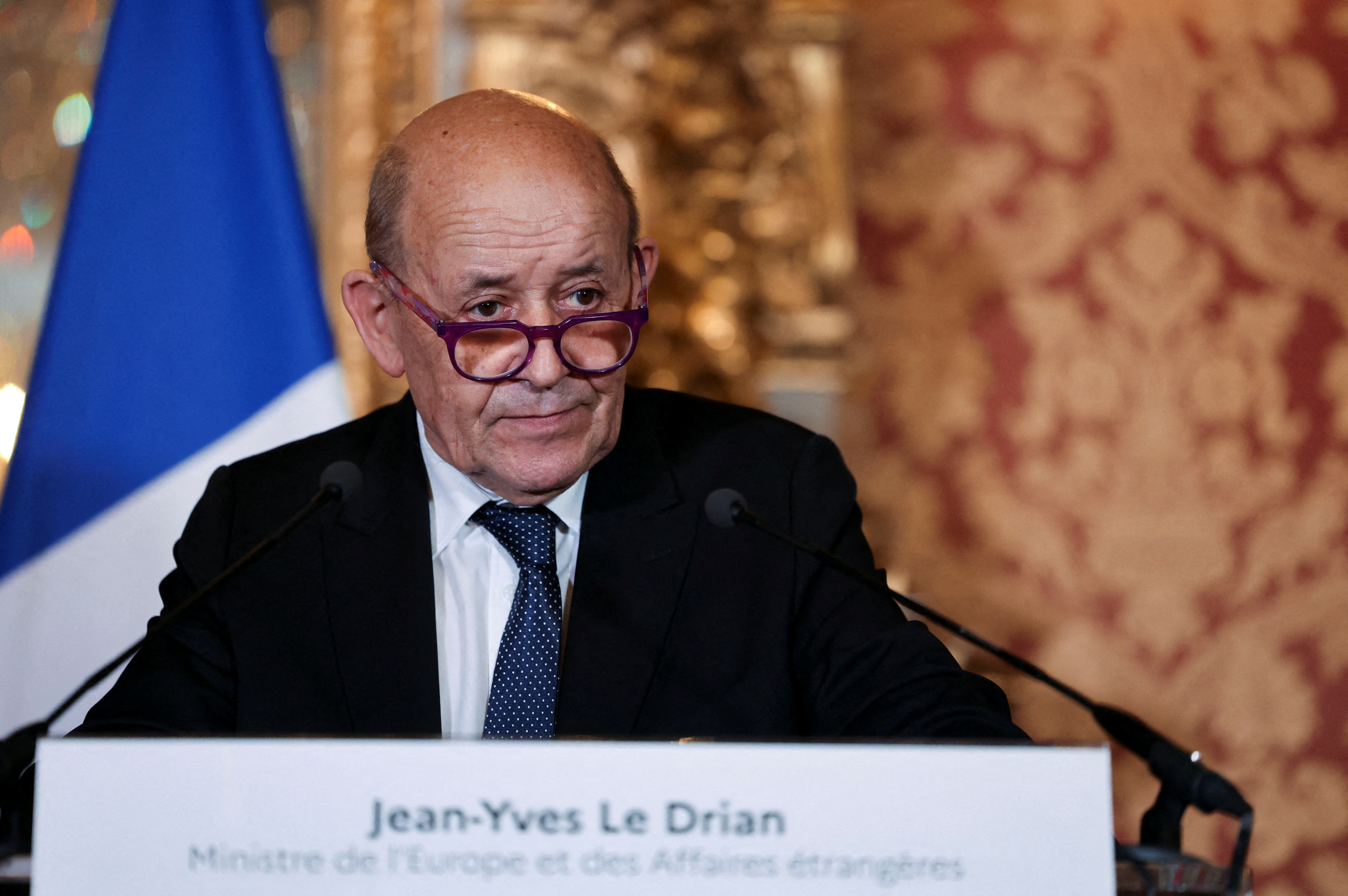 French Foreign Minister Le Drian meets his Dutch counterpart Hoekstra in Paris