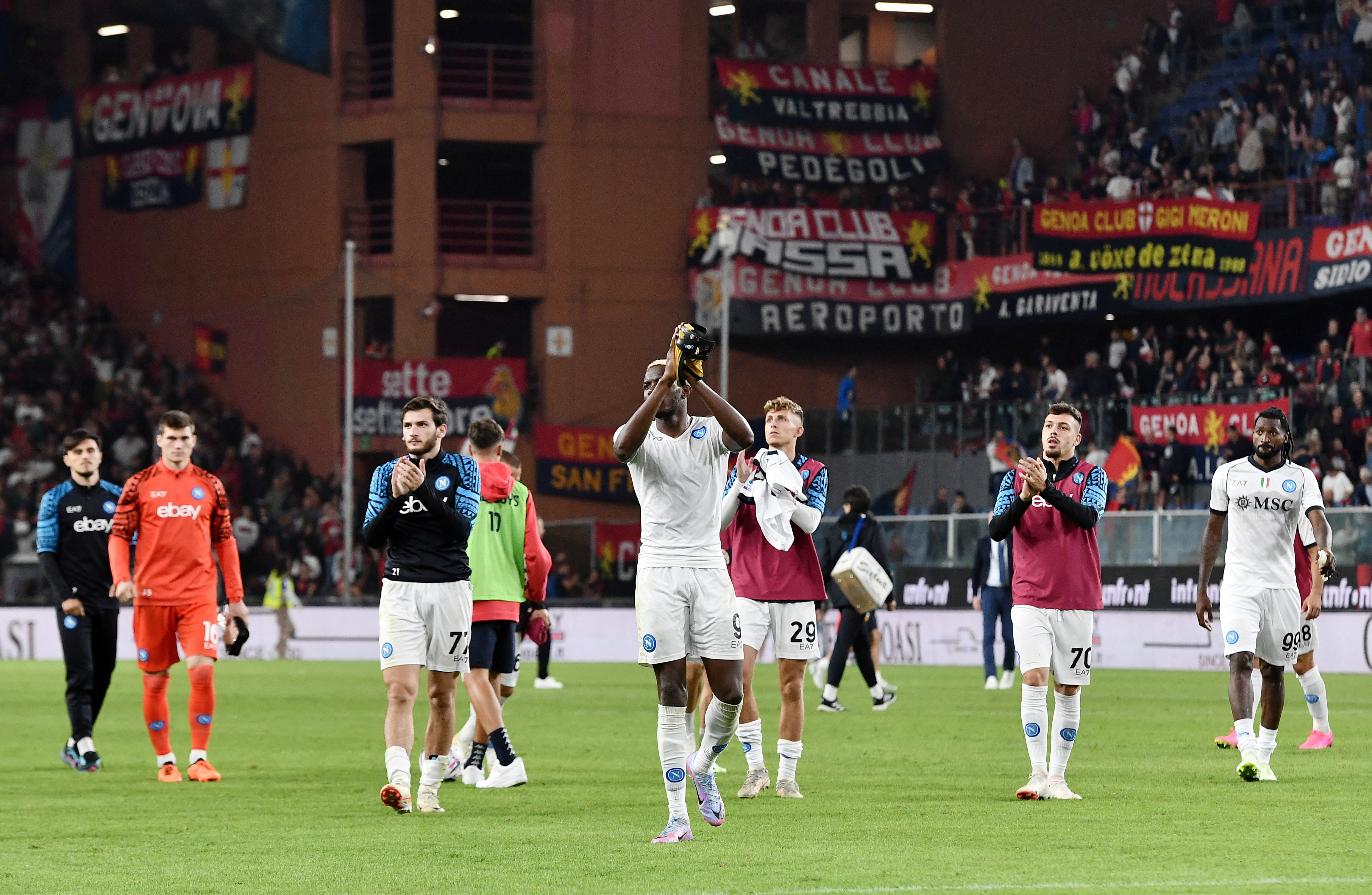 Napoli and Genoa Draw