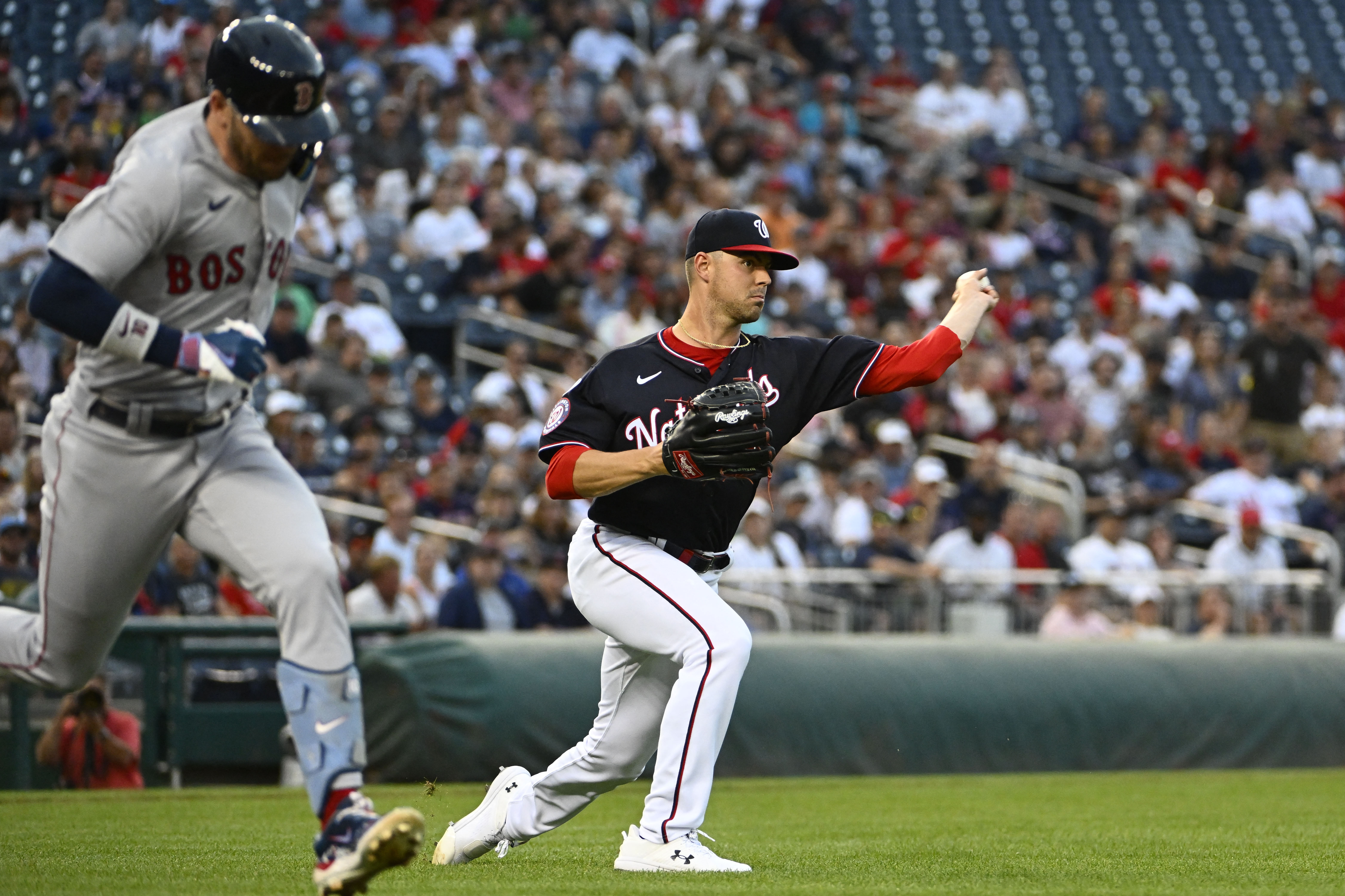 Keibert Ruiz hits 3-run shot, Stone Garrett homers twice, Nationals beat  Red Sox 6-2 - CBS Boston