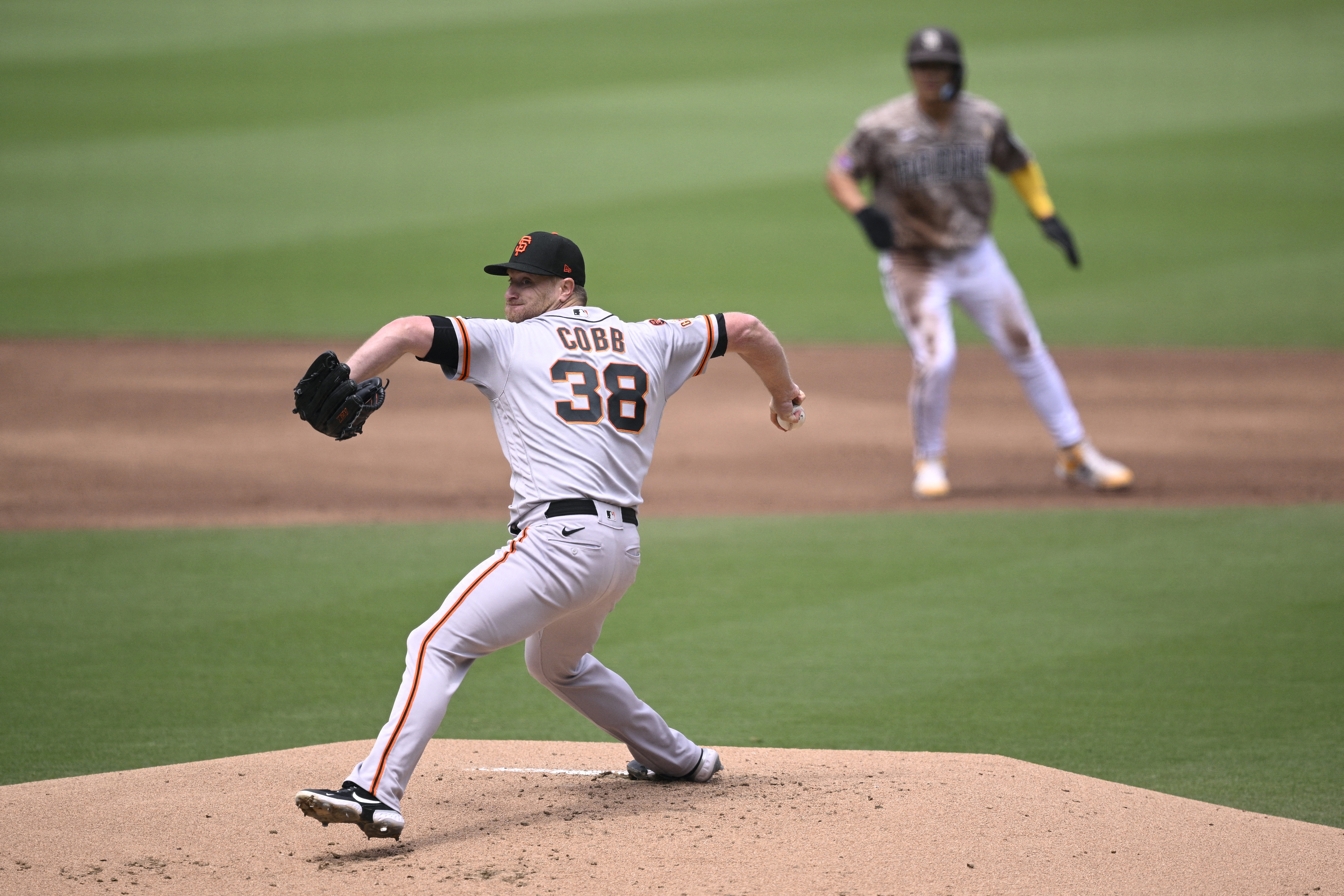 Juan Soto homers in 3rd straight game and the Padres beat the Giants a 3rd  straight time, 4-0 - ABC7 San Francisco