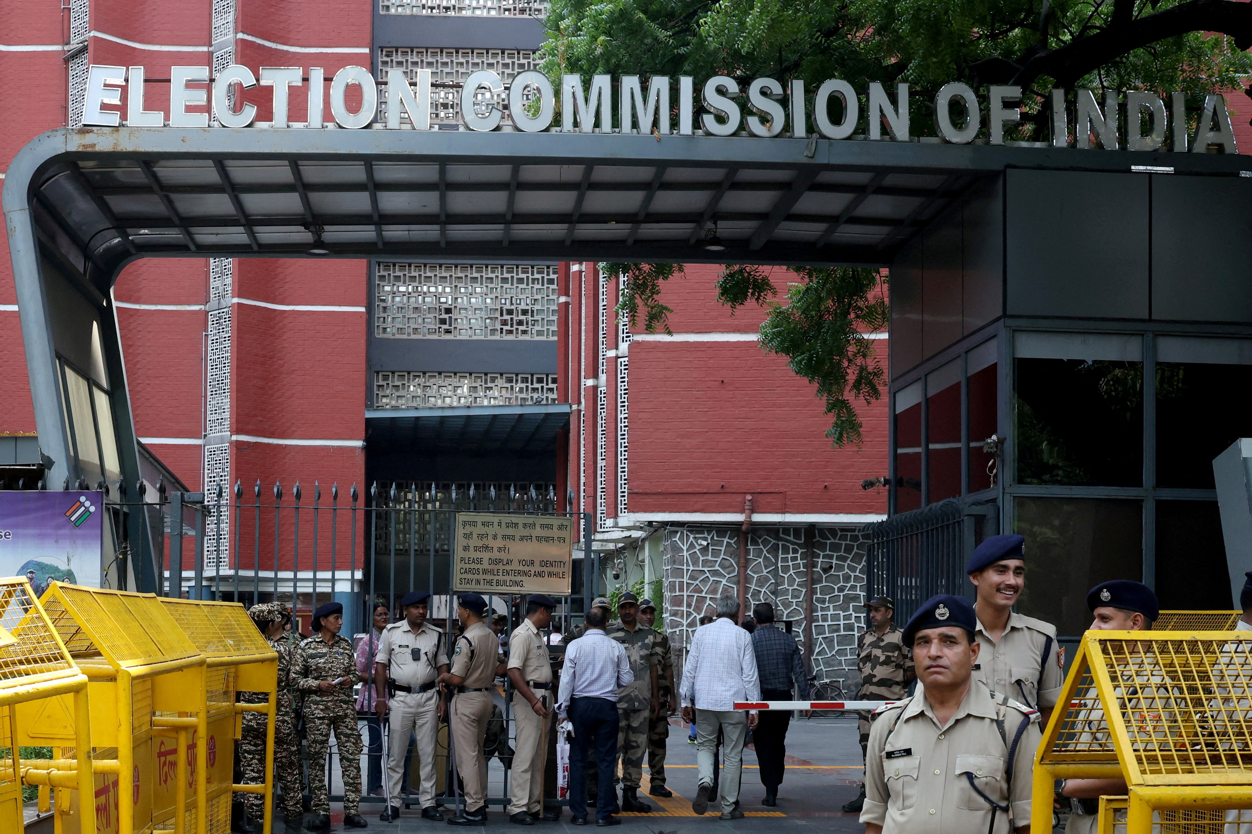 Indian Opposition And Protesters Demand Election Commission Chief Resignation Amid Electoral List Dispute