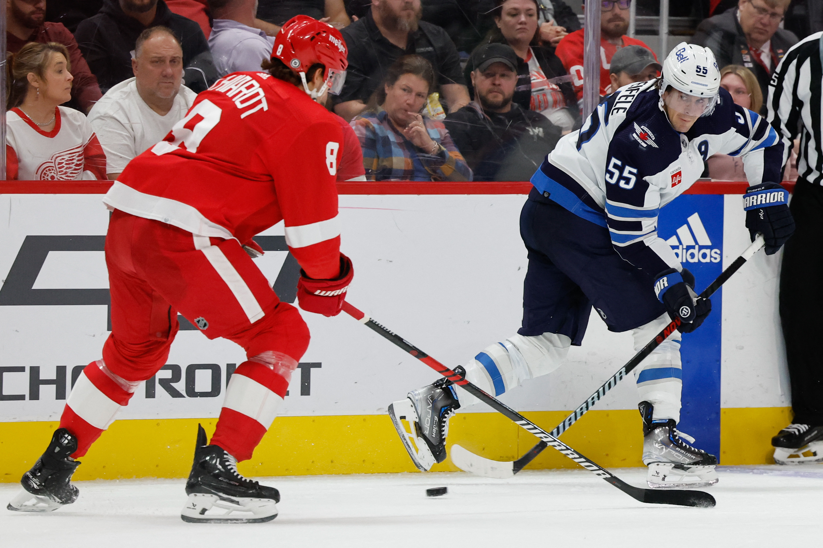 Connor Hellebuyck, Jets Cool Off Red Wings' Offense | Reuters