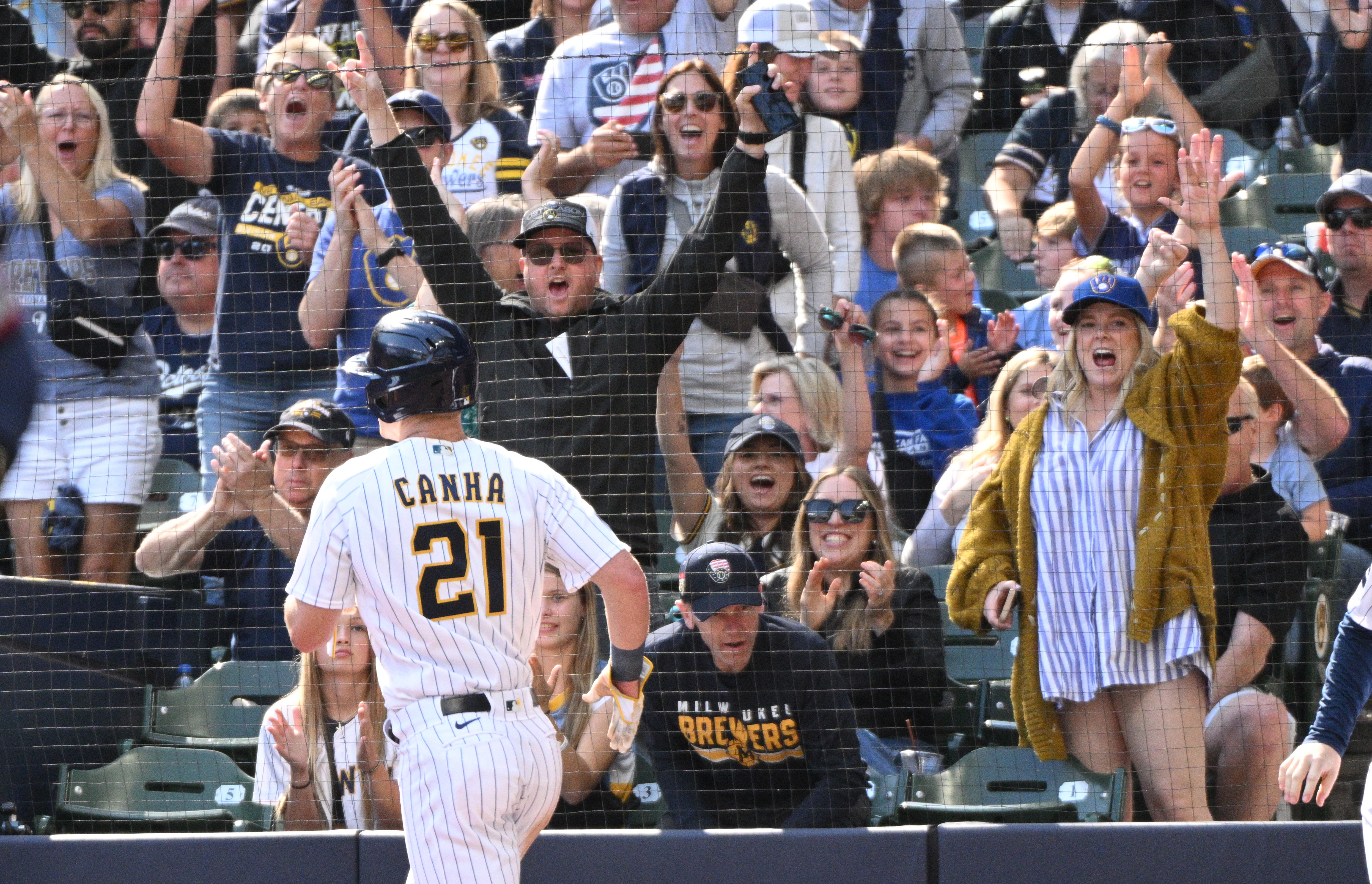 Brewers: Rowdy to the rescue, again