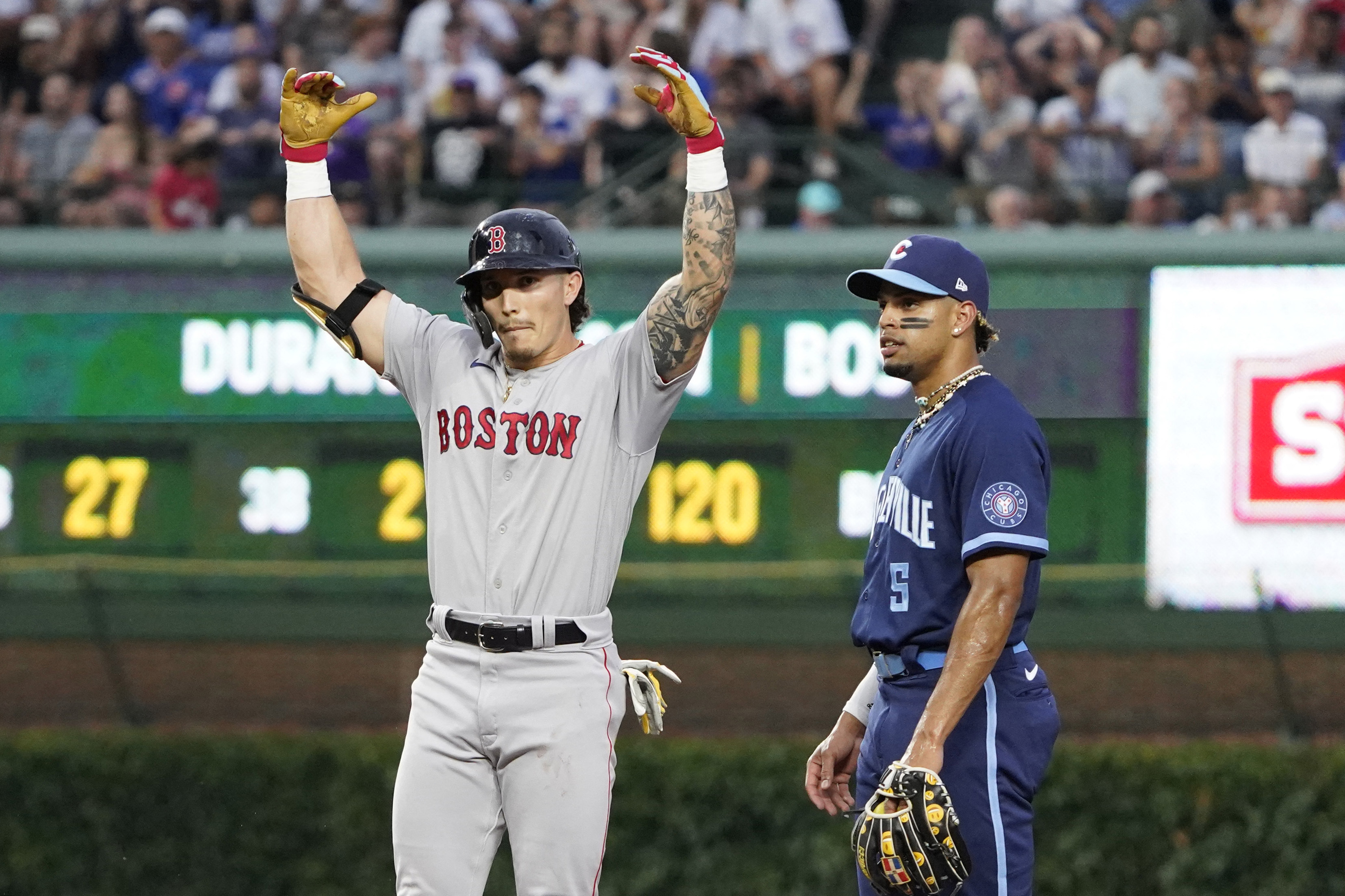 Red Sox (6 HRs) pound Cubs for sixth straight win