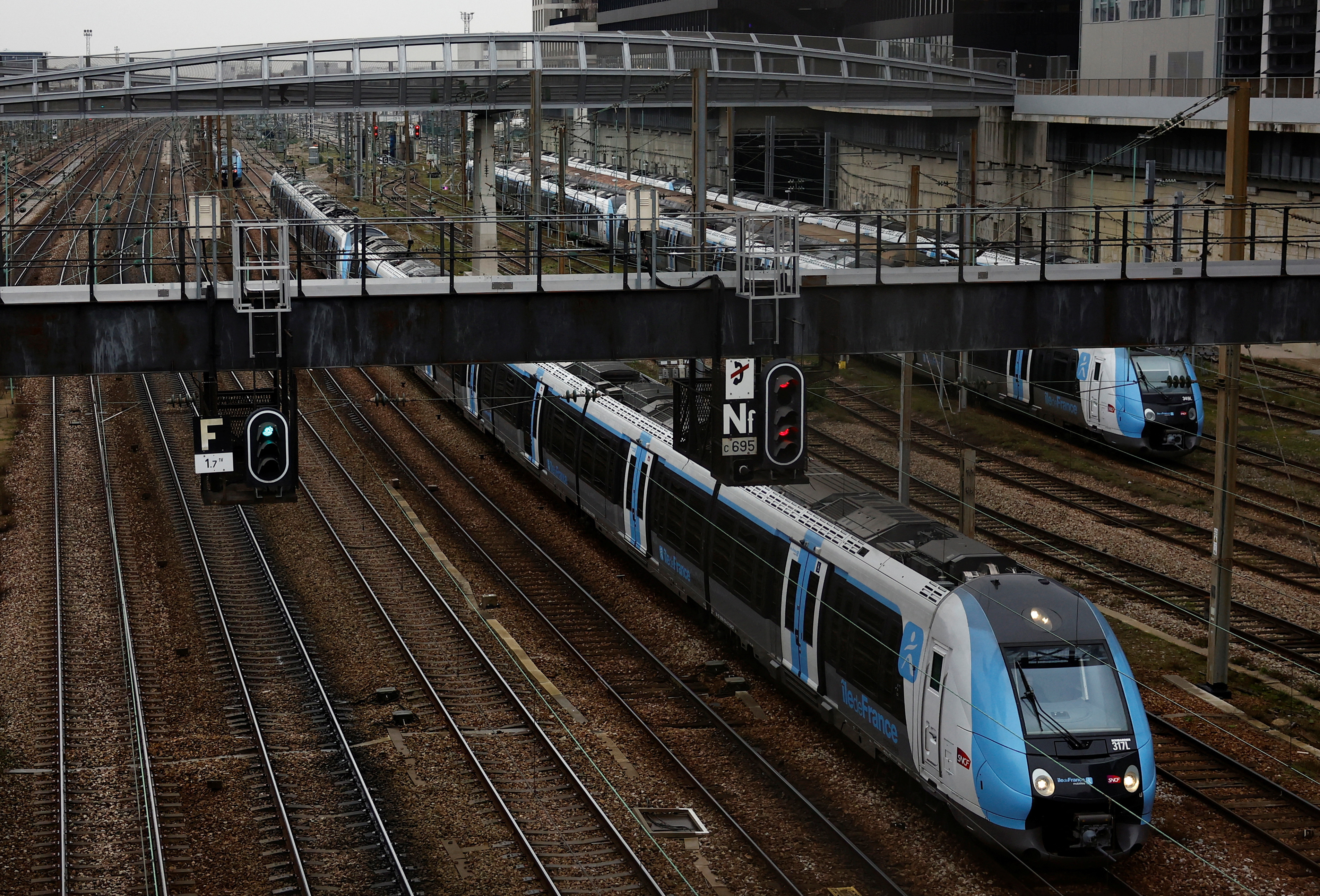 Suburban and Transilien regional trains in Paris