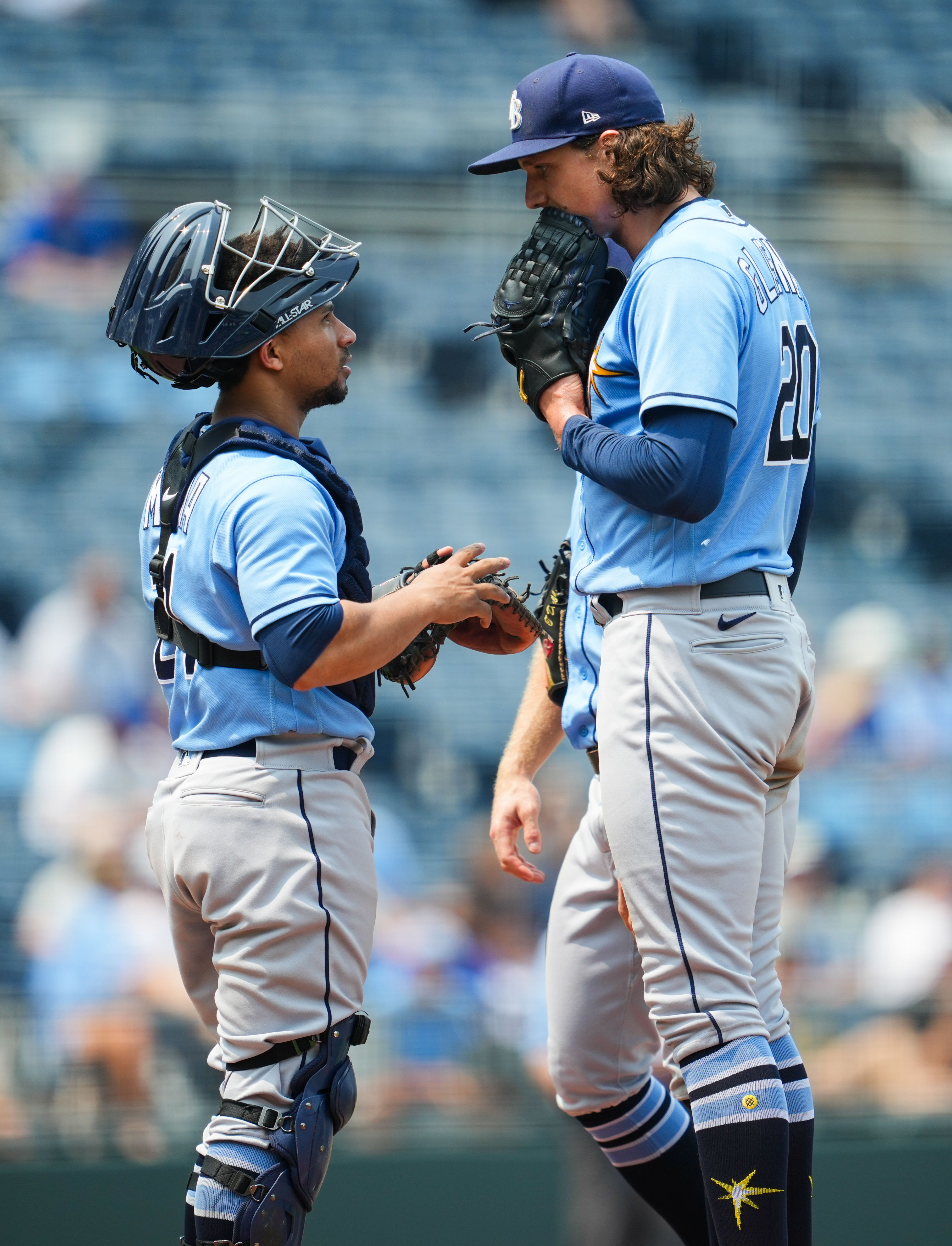 Tyler Glasnow shines as Rays beat slumping Yankees